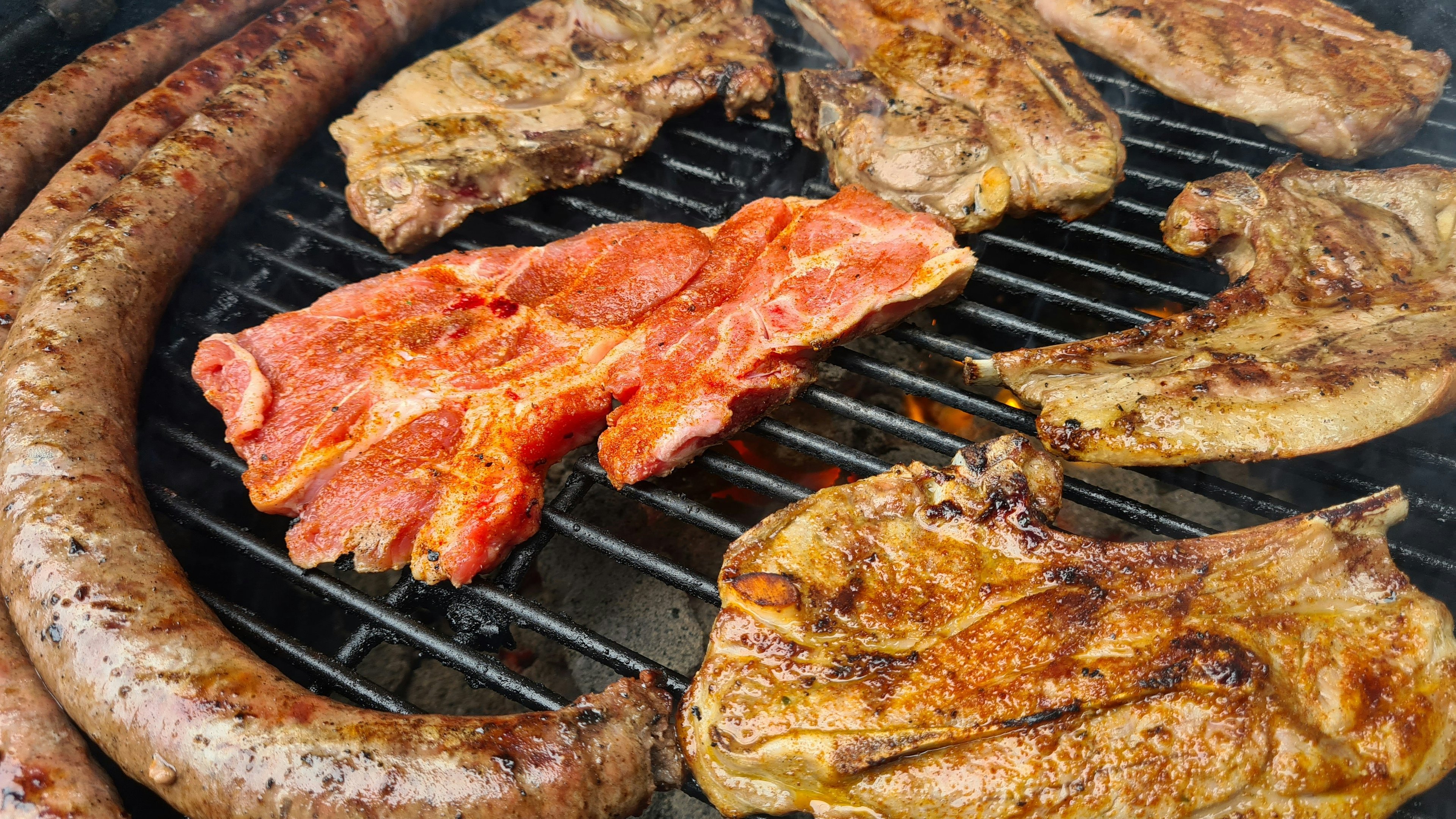 „Carnivore Diet“ – So gefährlich ist der Ernährungstrend