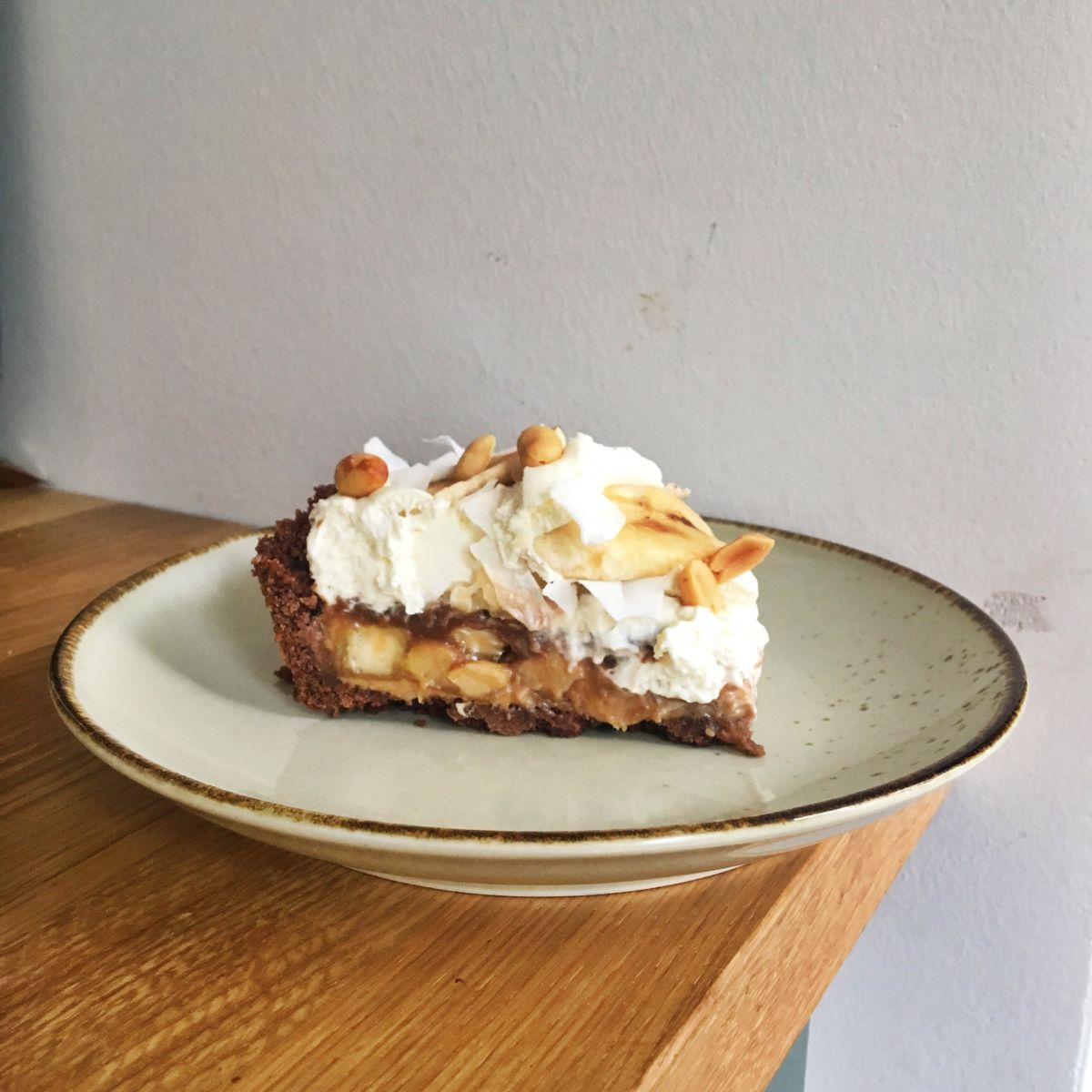 Peanut banoffee pie | Recipe | Kitchen Stories