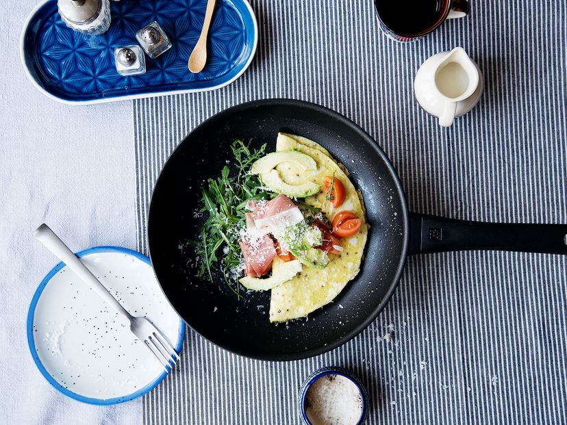 French omelette with prosciutto and avocado