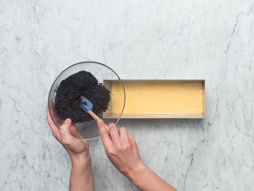 Poppy seed marble cake Recipe Kitchen Stories