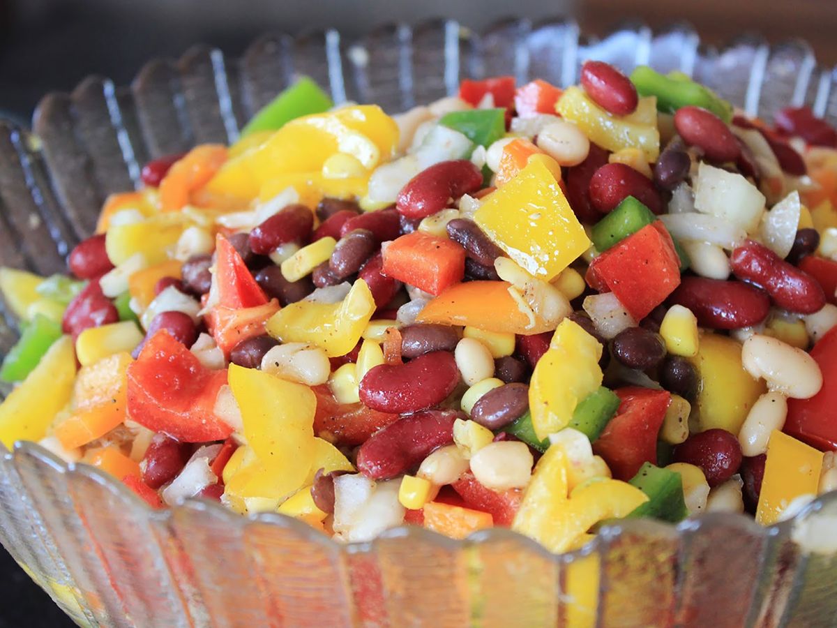 Colorful bean salad | Recipe | Kitchen Stories
