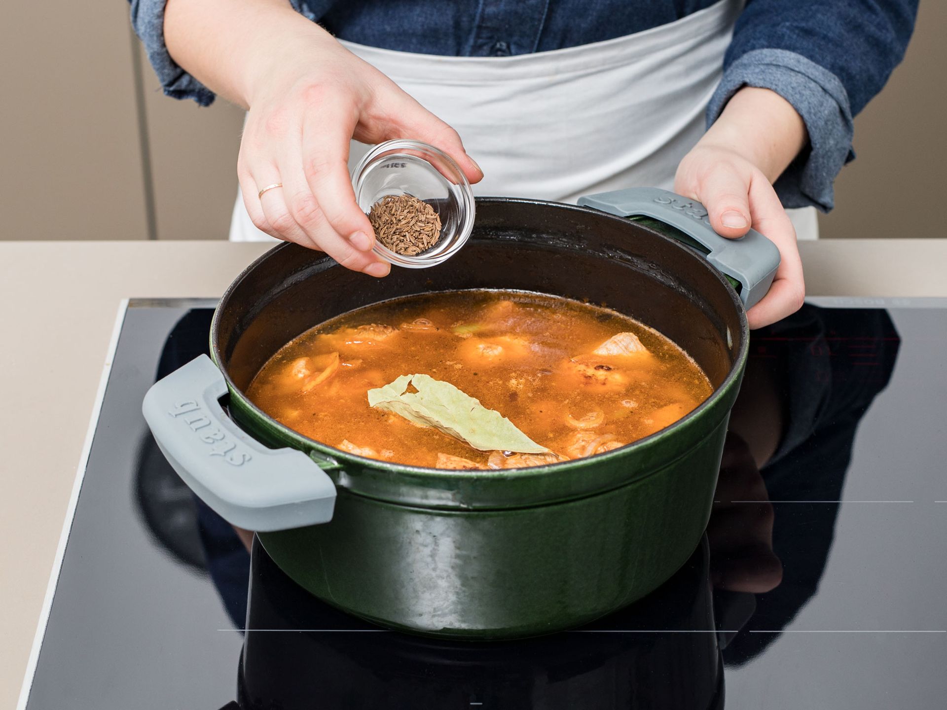 Original Szegediner Gulasch (Székely Gulyás) | Rezept | Kitchen Stories