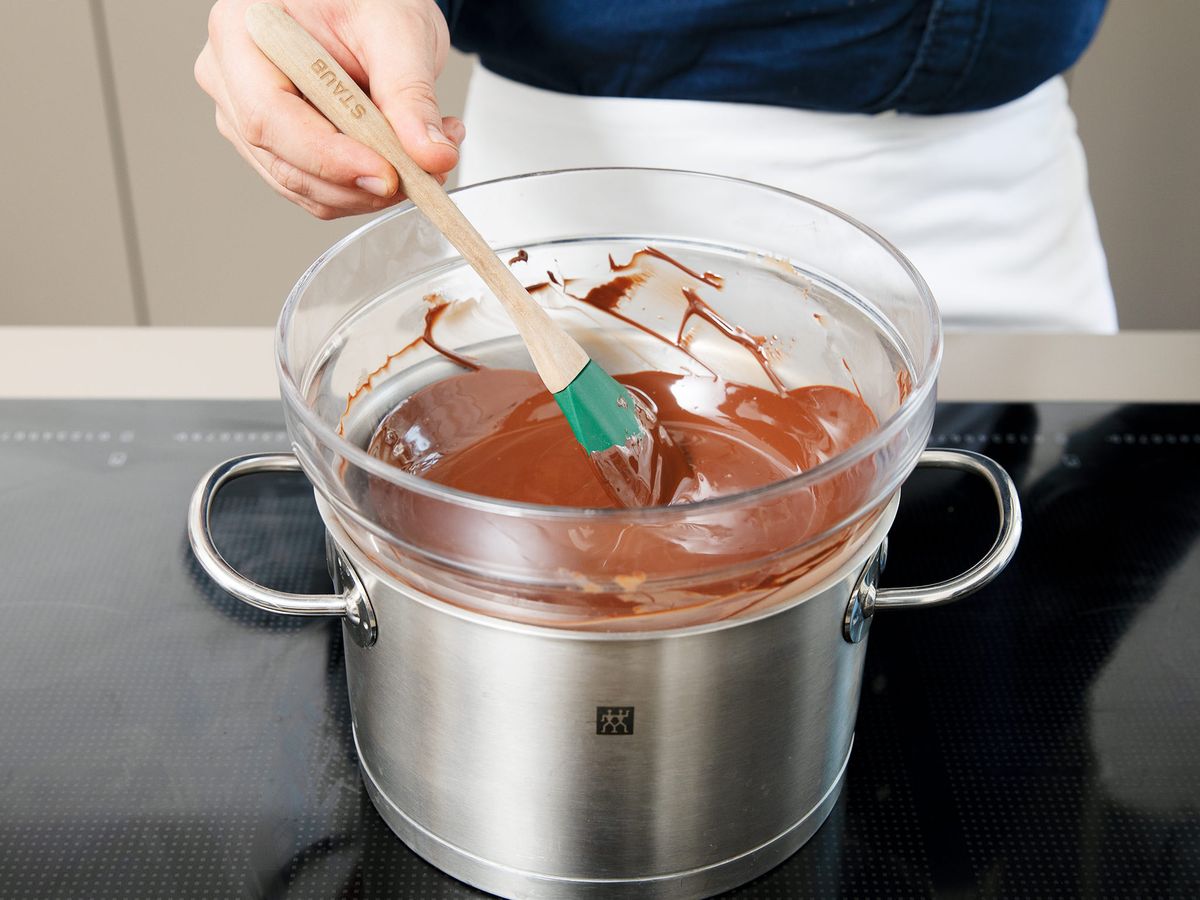 Einfacher Schokoladenkuchen | Rezept | Kitchen Stories