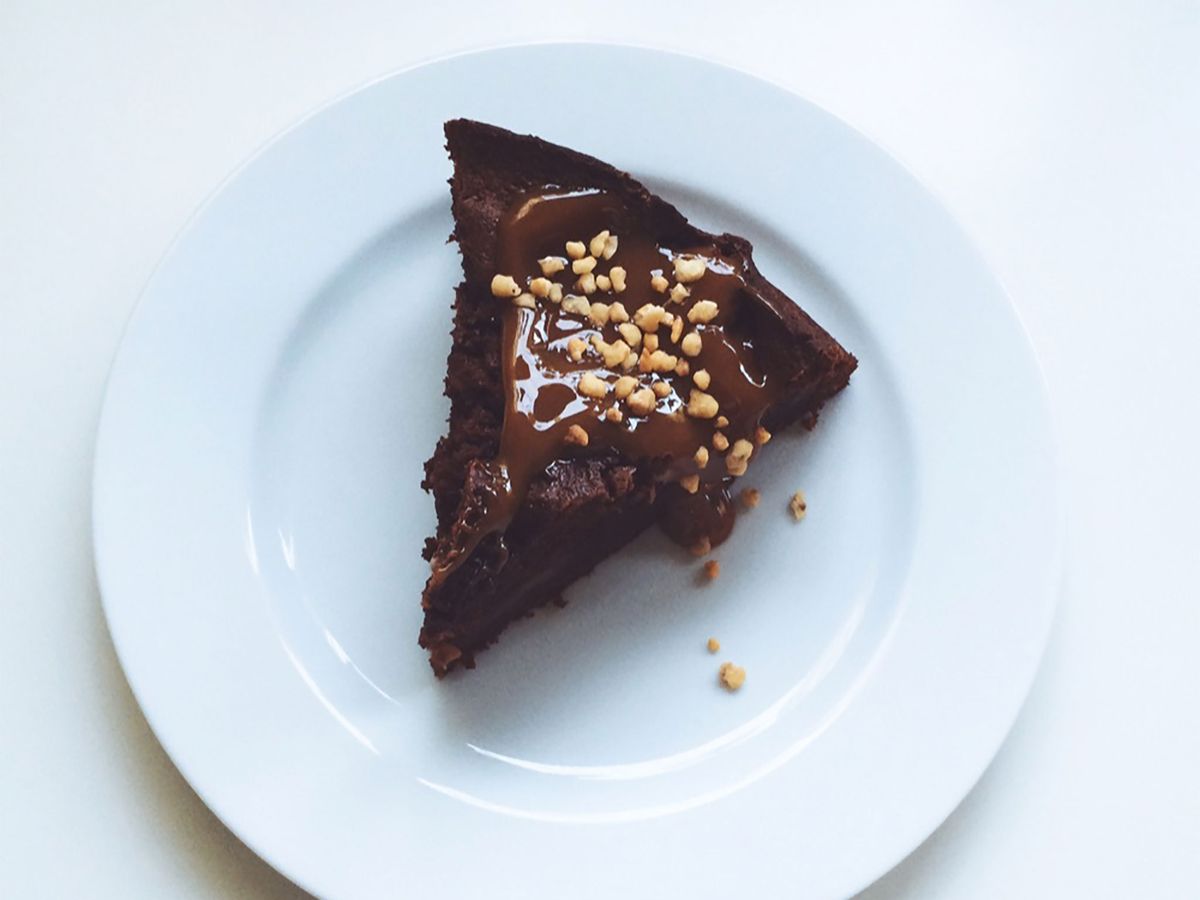 Chocolate and apple cake | Recipe | Kitchen Stories