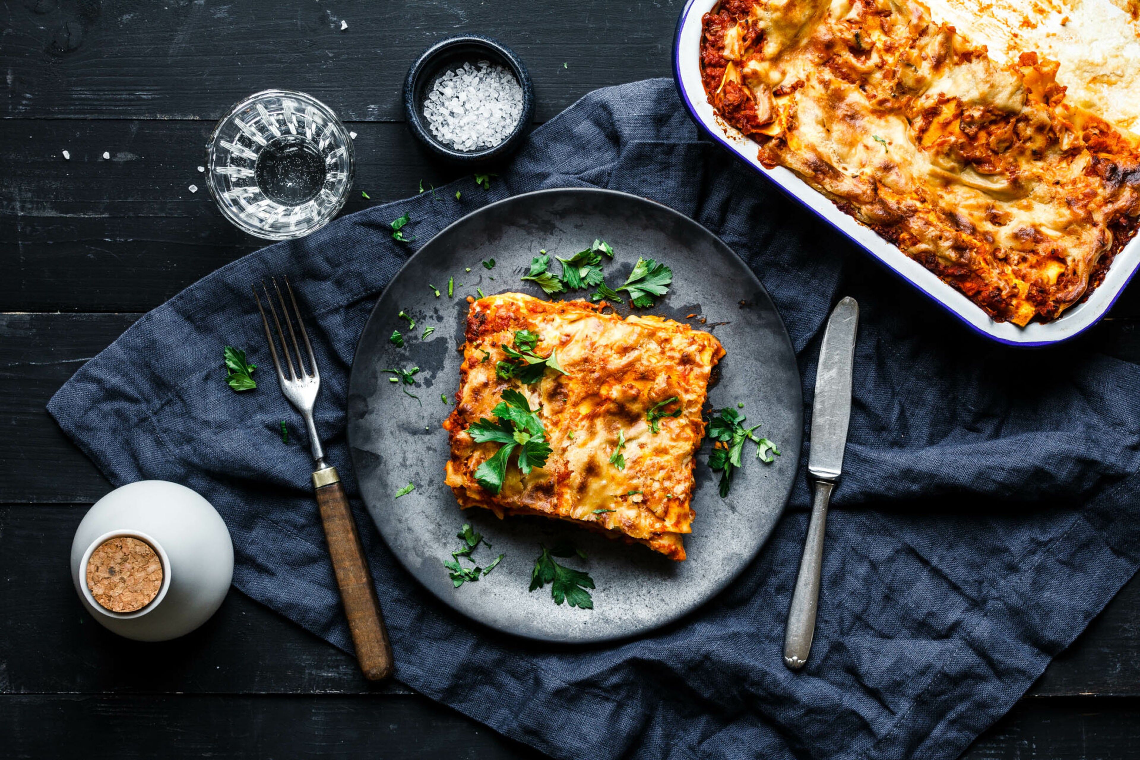 Vegan lasagna bolognese