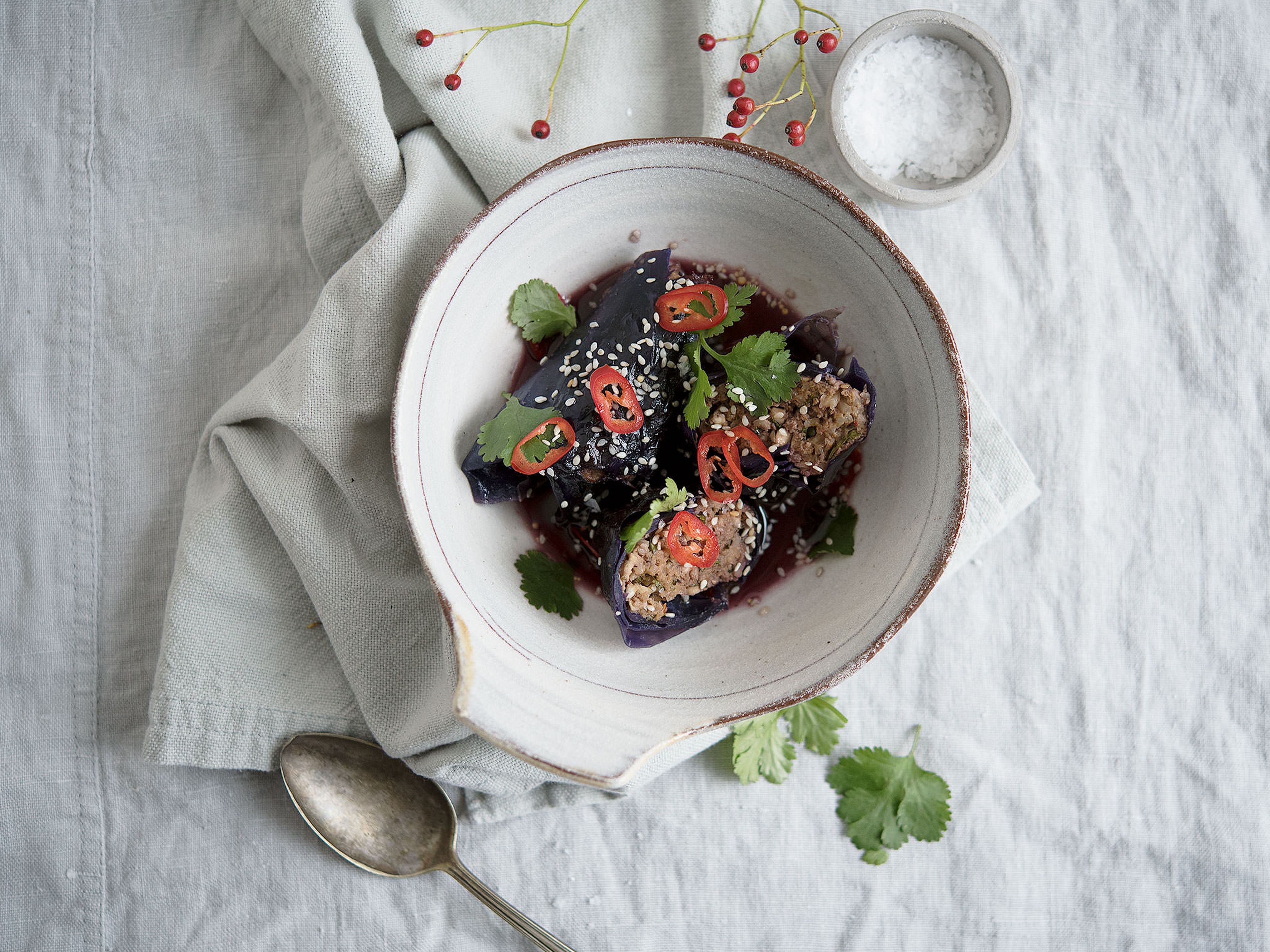 Rotkohl mit asiatischer Pilzfüllung