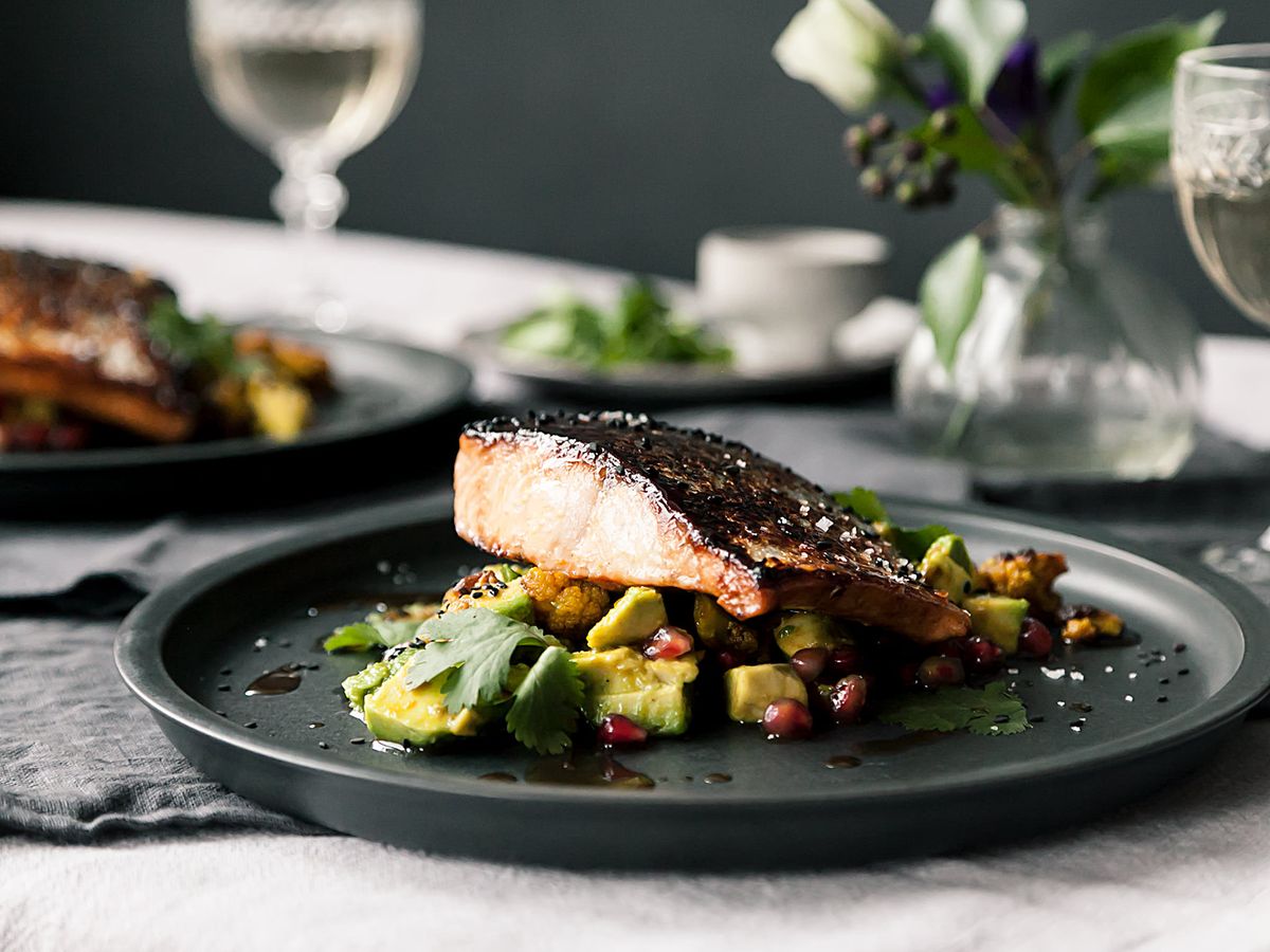 Blood orange-glazed salmon | Recipe | Kitchen Stories