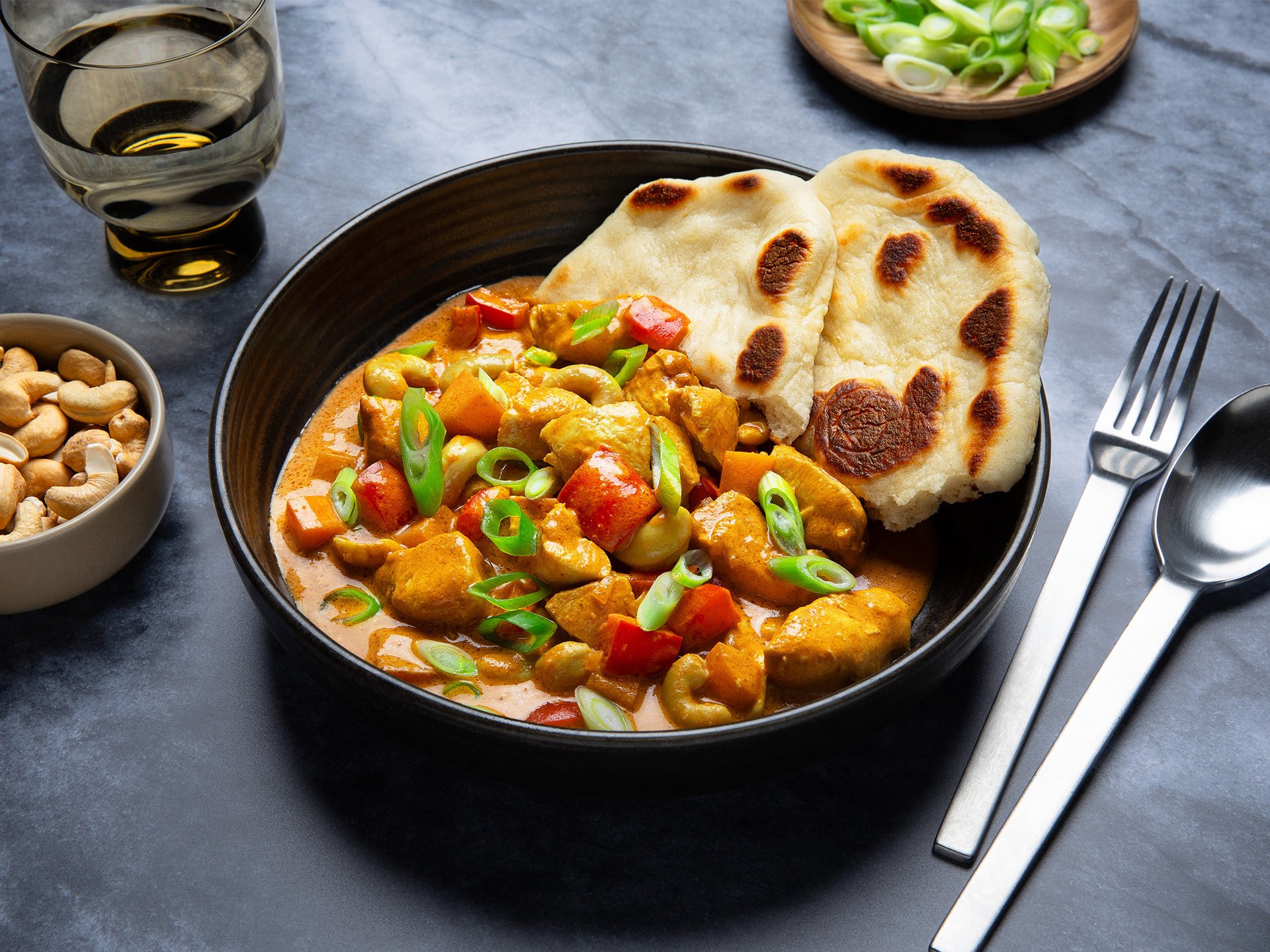 Butter chicken in mildly spiced tomato sauce Recipe Kitchen Stories