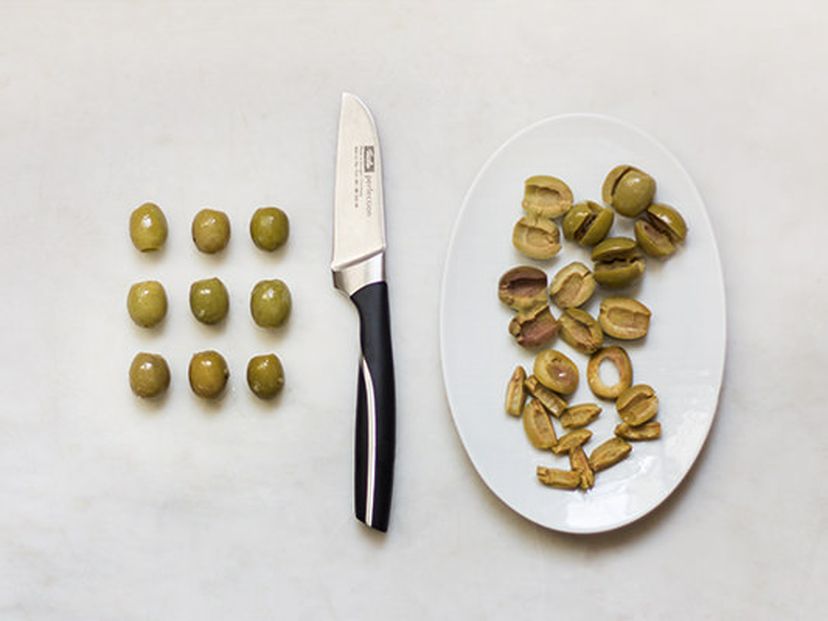 How to cut olives