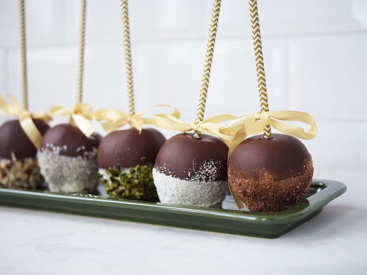 DIY chocolate apples | Recipe | Kitchen Stories