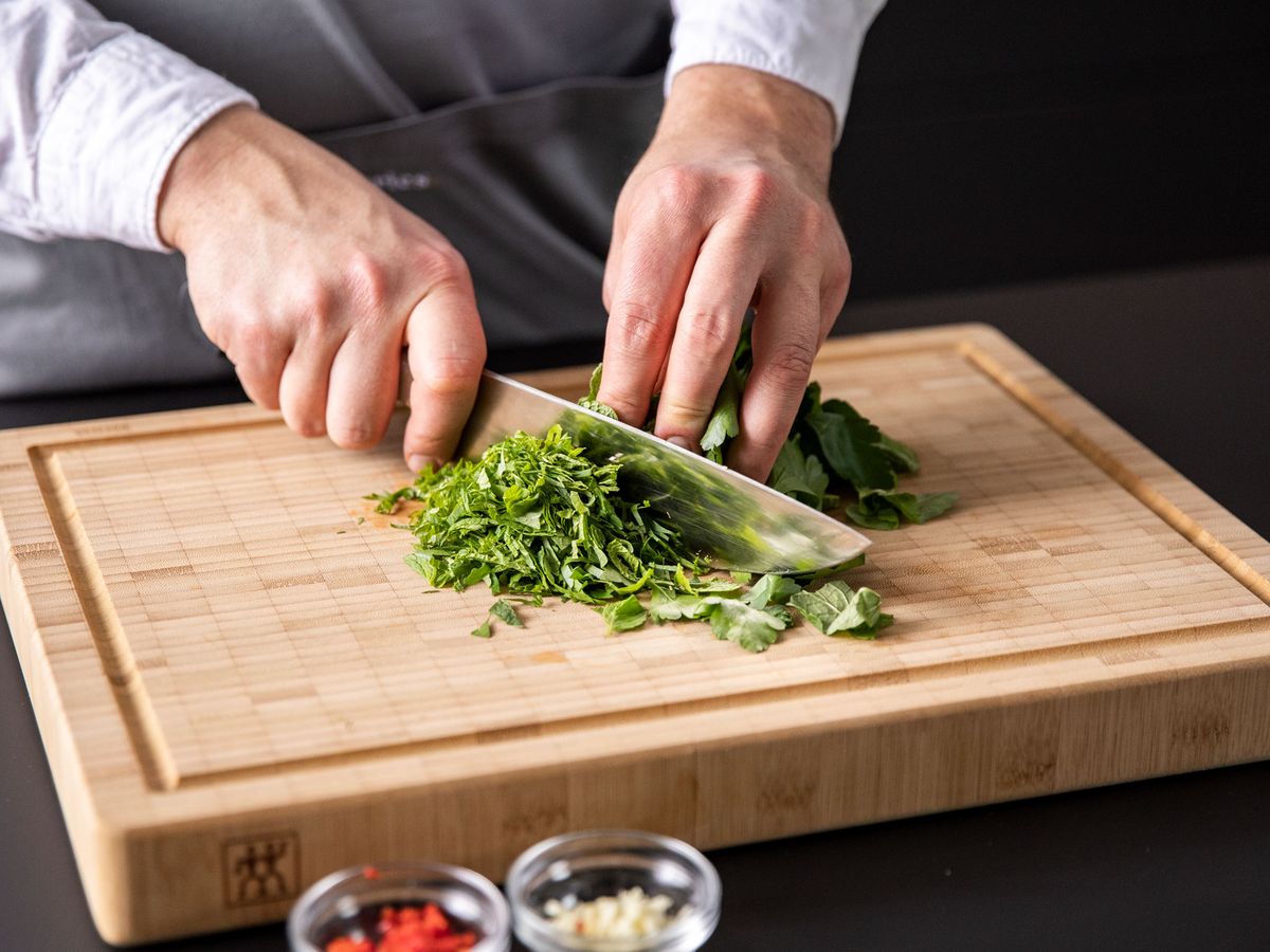Roast lamb with mint sauce | Recipe | Kitchen Stories