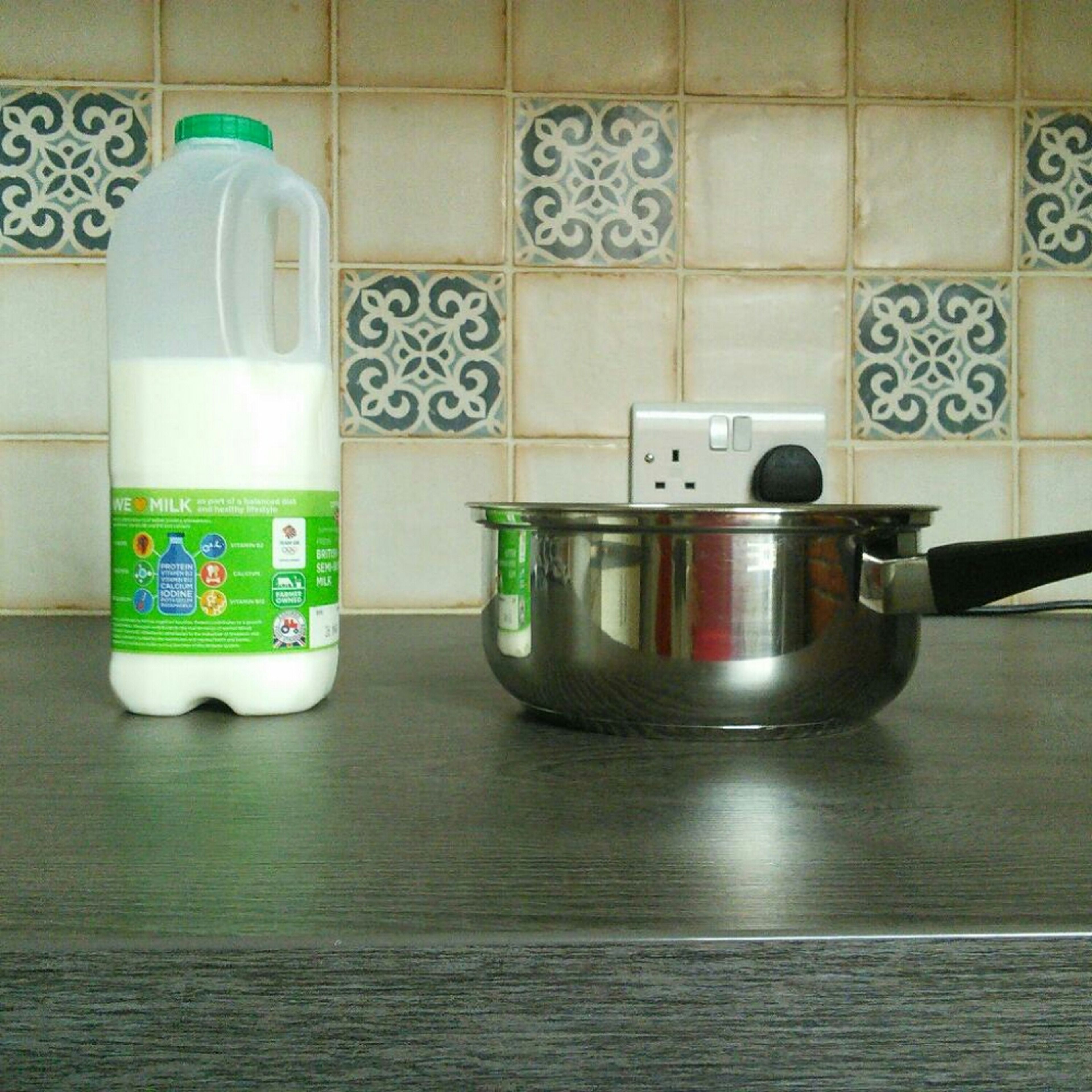 put cold milk in saucepan
