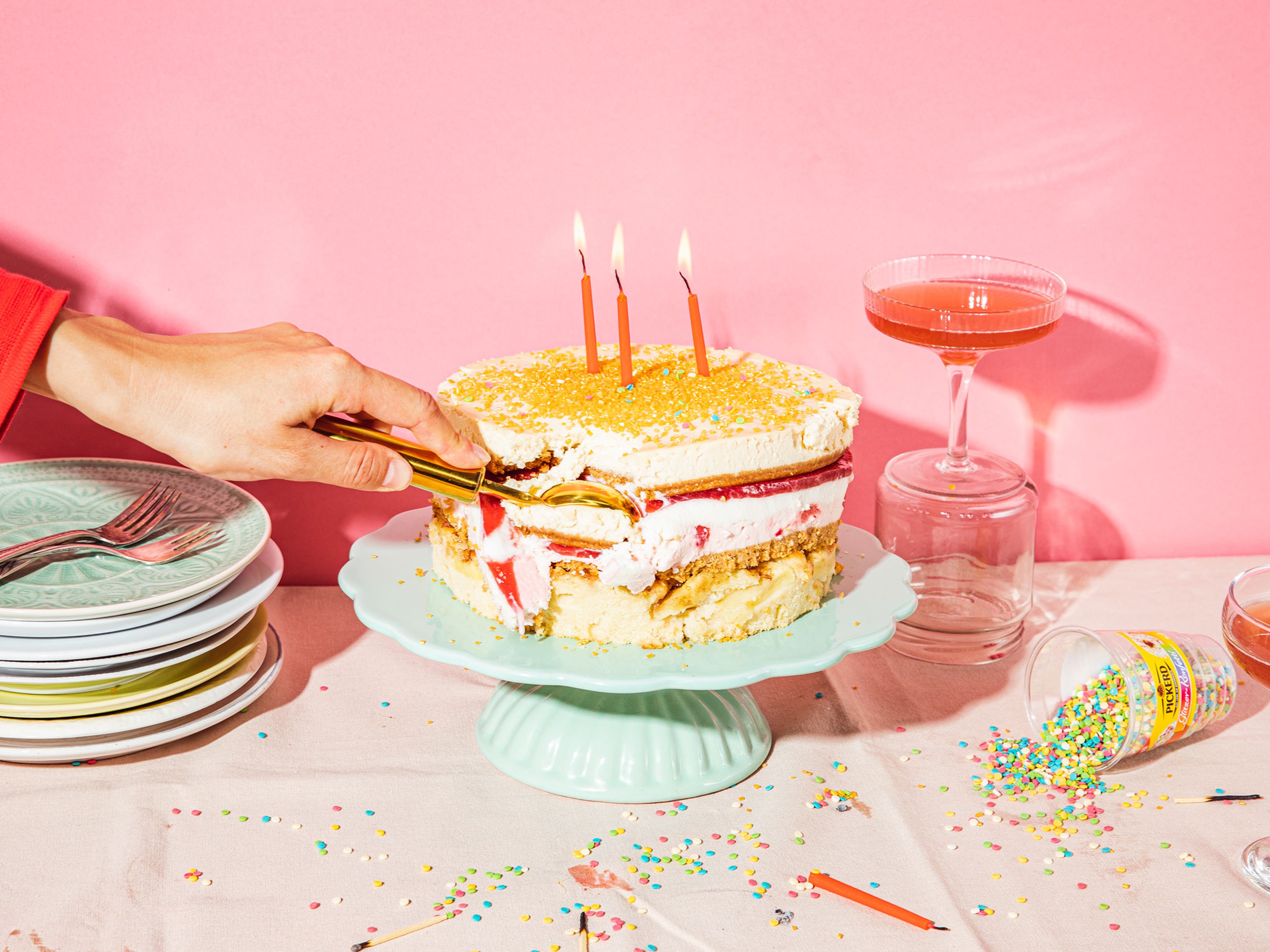 most beautiful birthday cake with candle