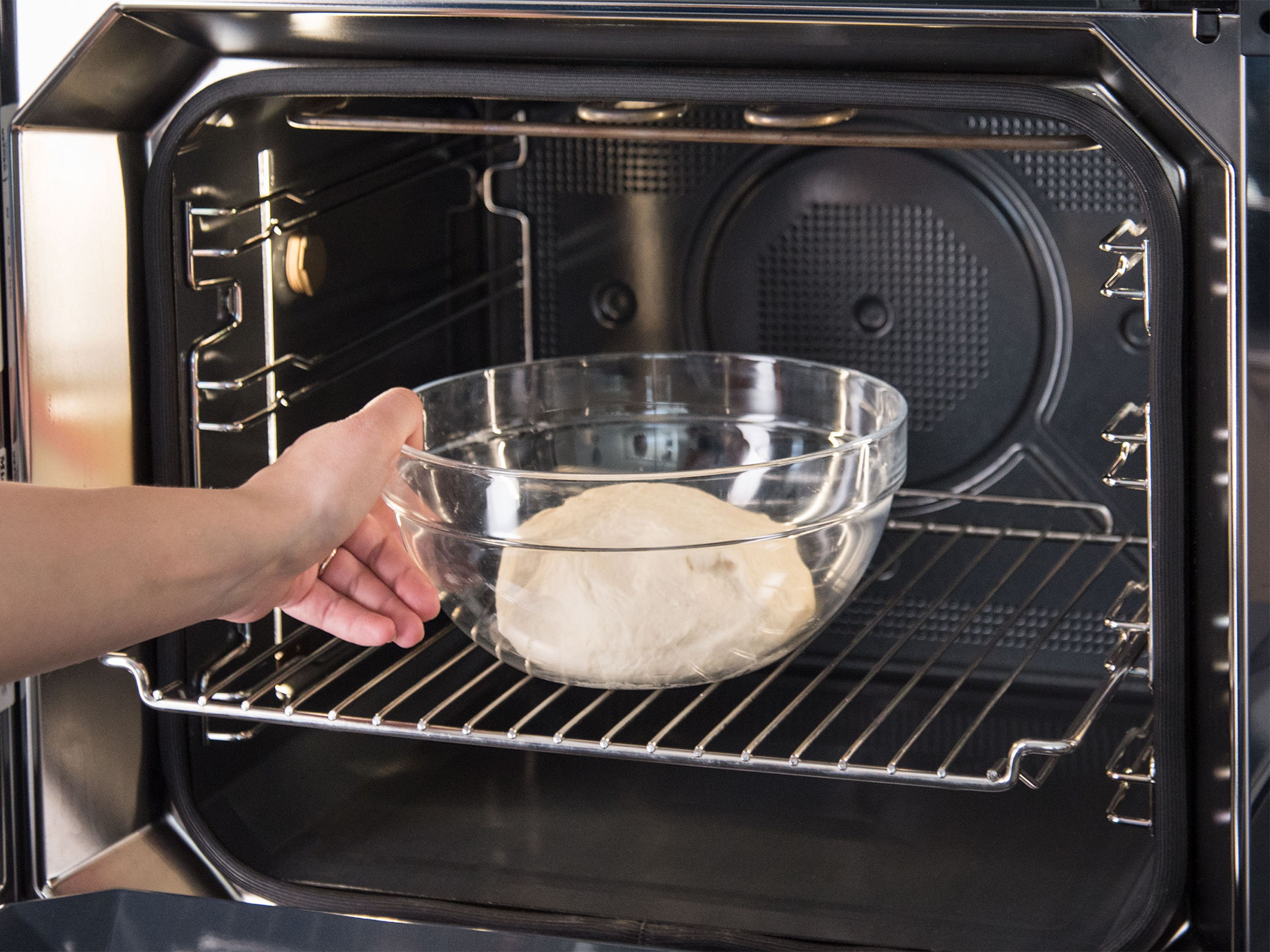 Transfer dough to a clean bowl and into the dialog oven to rise using the automatic program “cake / yeast dough” for 30 min. The dough should double in volume.