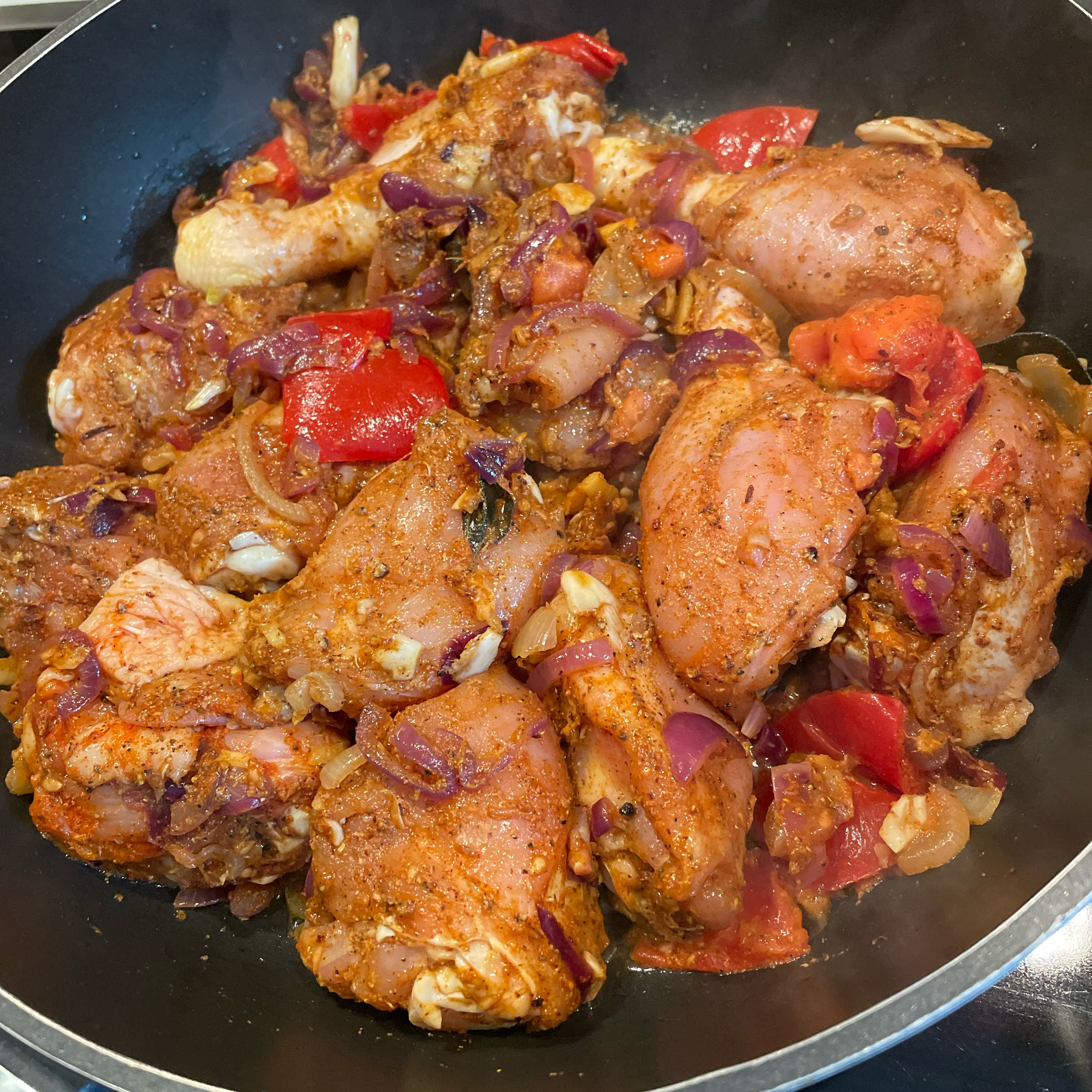 Heat up oil in the pan and add chicken to fry. Fry for 20-25min on medium heat until chicken is done.