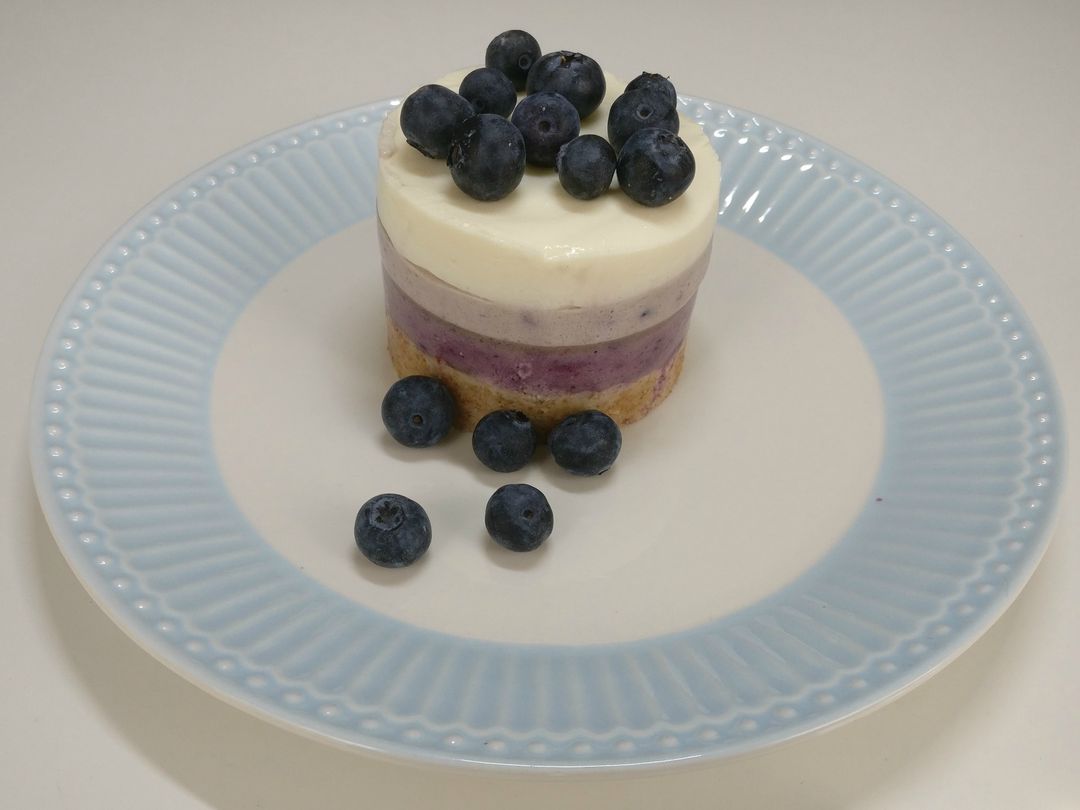 Mini-Blaubeer-Cheesecakes ohne Backen | Rezept | Kitchen Stories