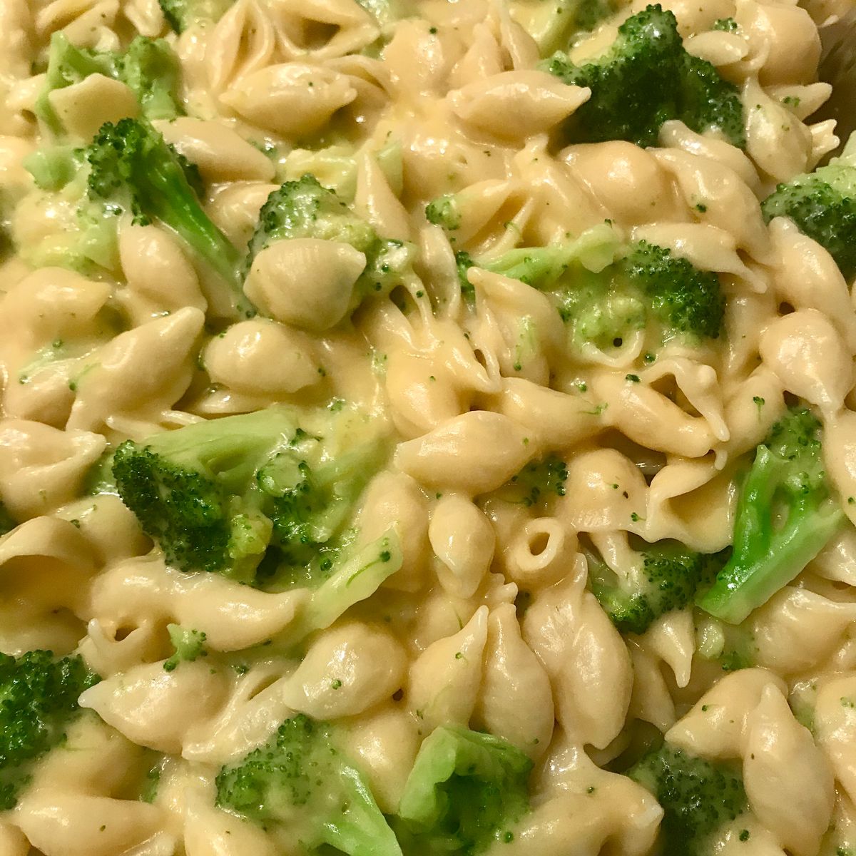 Cheesy broccoli Mac and cheese | Recipe | Kitchen Stories