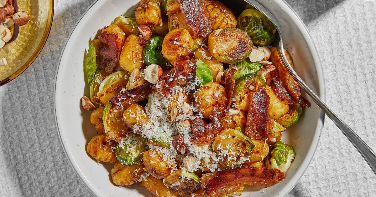 Crispy panfried gnocchi with Brussels sprouts Recipe Kitchen Stories