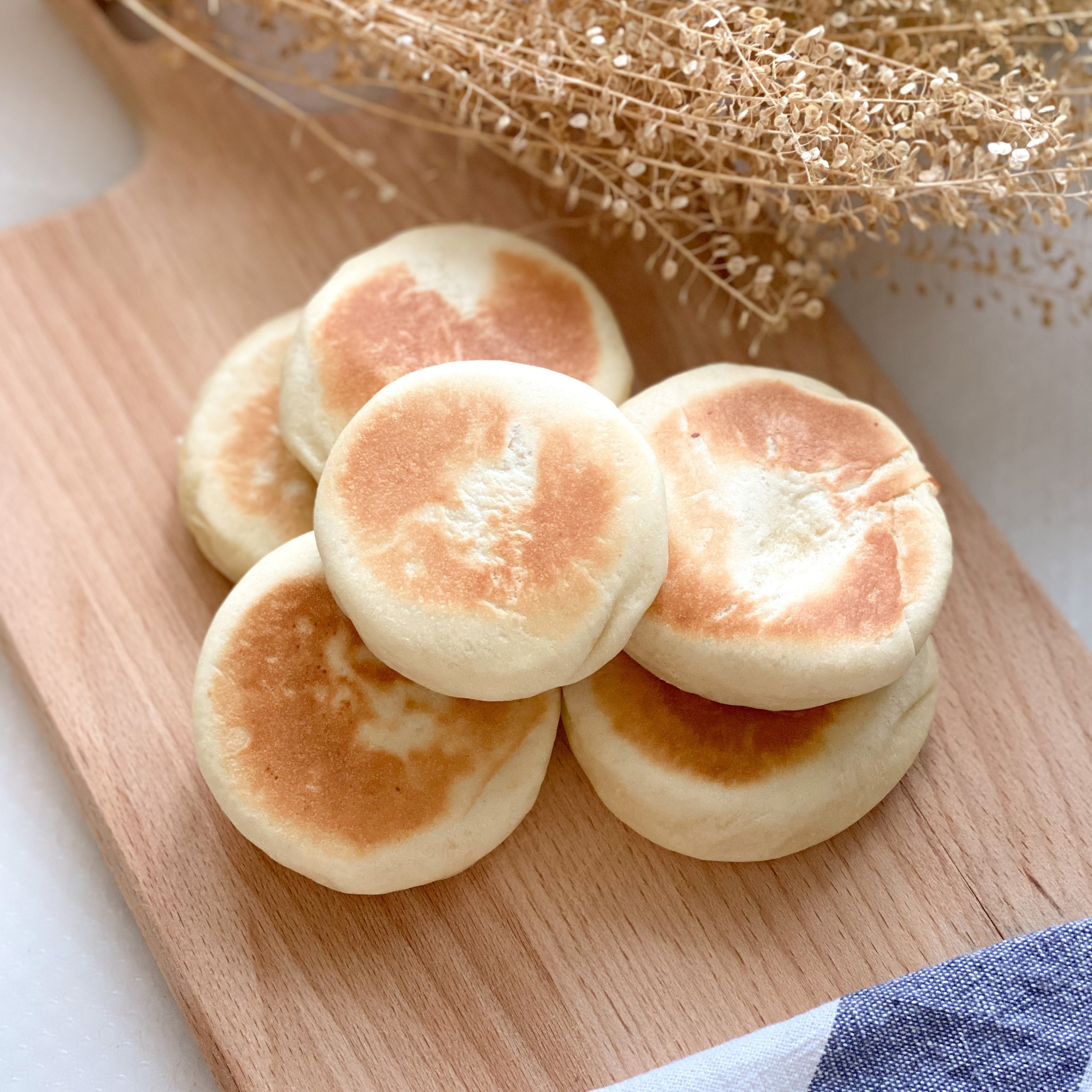 5-ingredients Pan Bread