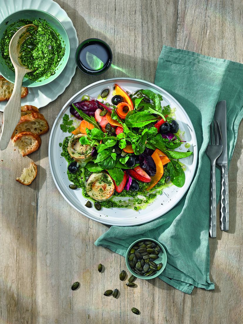 Ziegenkäse-Thymianhonig-Salat mit Kürbiskern-Pesto