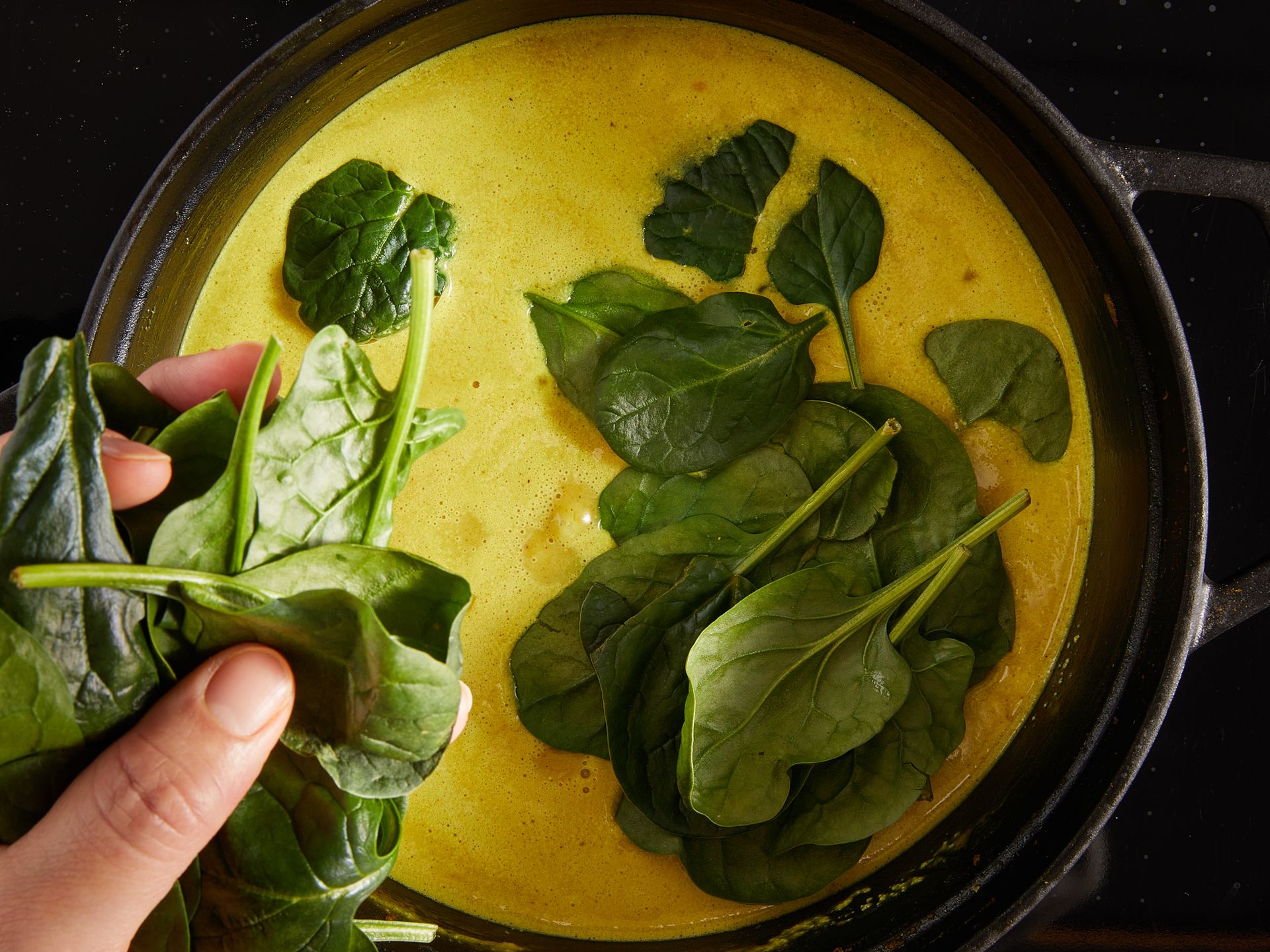 One-pot creamy chickpea and spinach curry | Recipe | Kitchen Stories