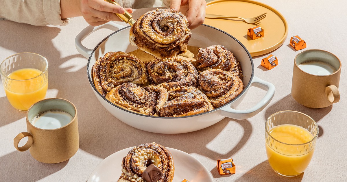 Schoko-Haselnuss-Schnecken mit Ferrero Küsschen | Rezept | Kitchen Stories