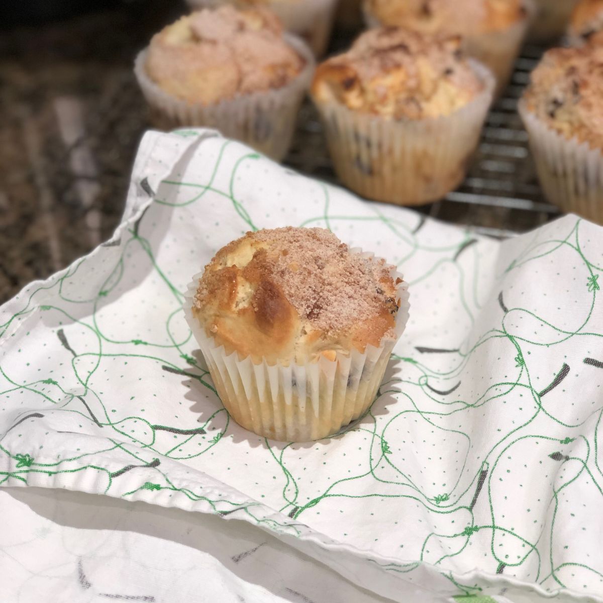 Apple Raisin Muffins | Recipe | Kitchen Stories