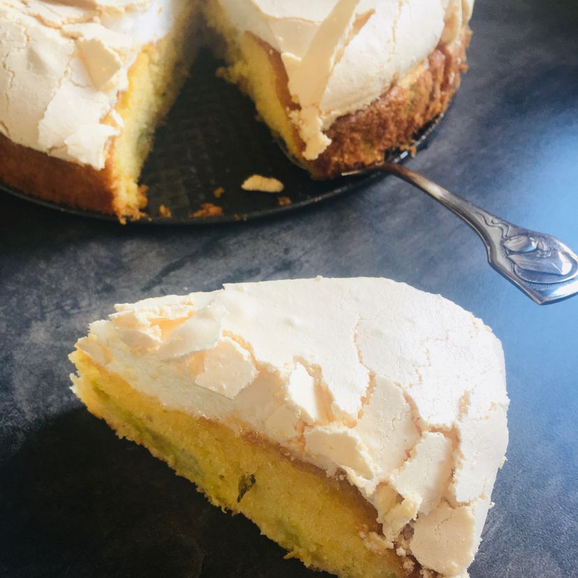 Rhabarberkuchen mit Baiser