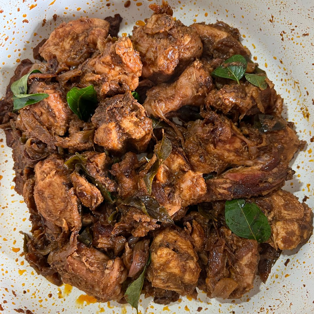 Kerala style - naadan chicken curry