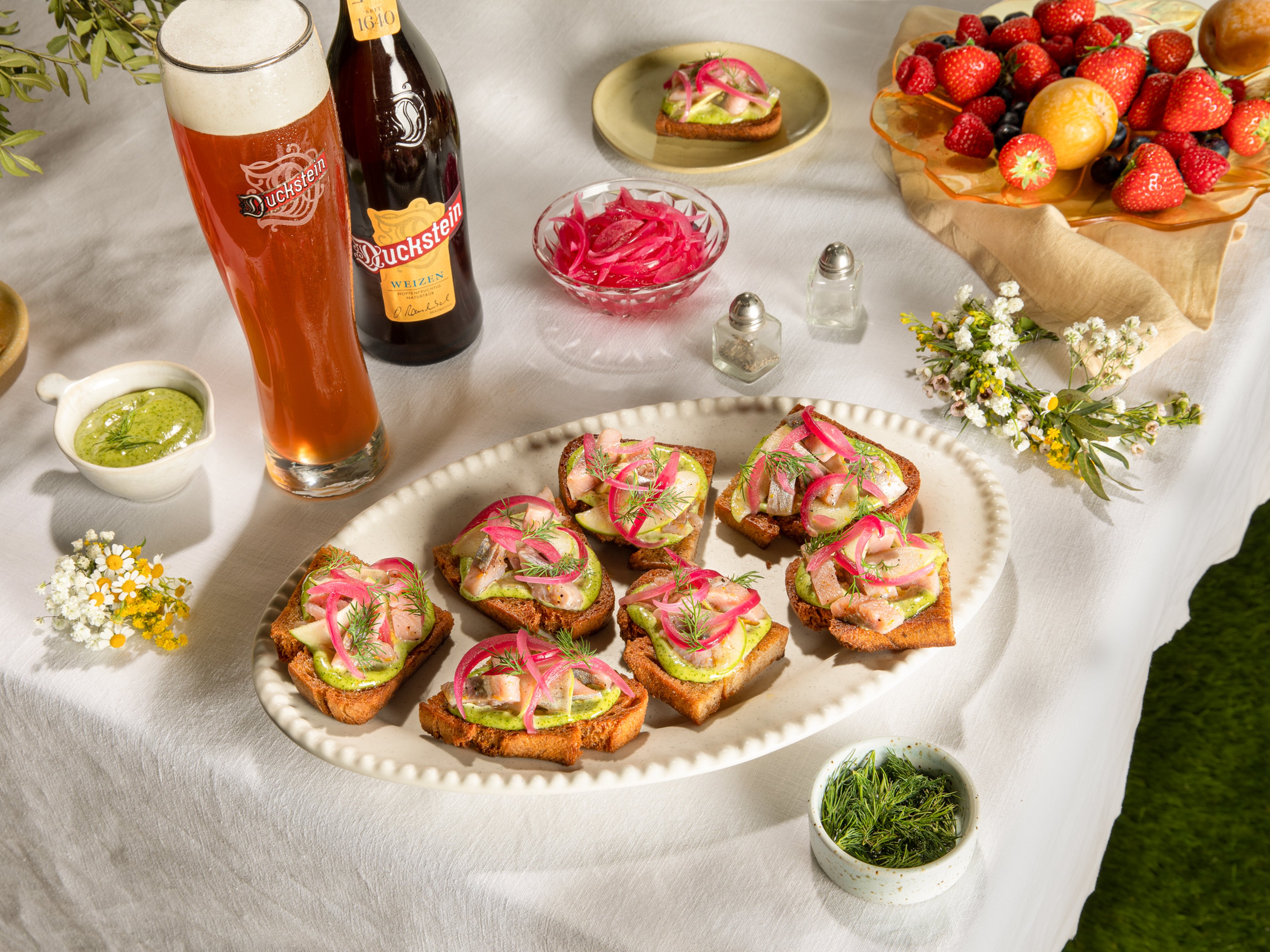 Crostini mit Apfel-Matjessalat