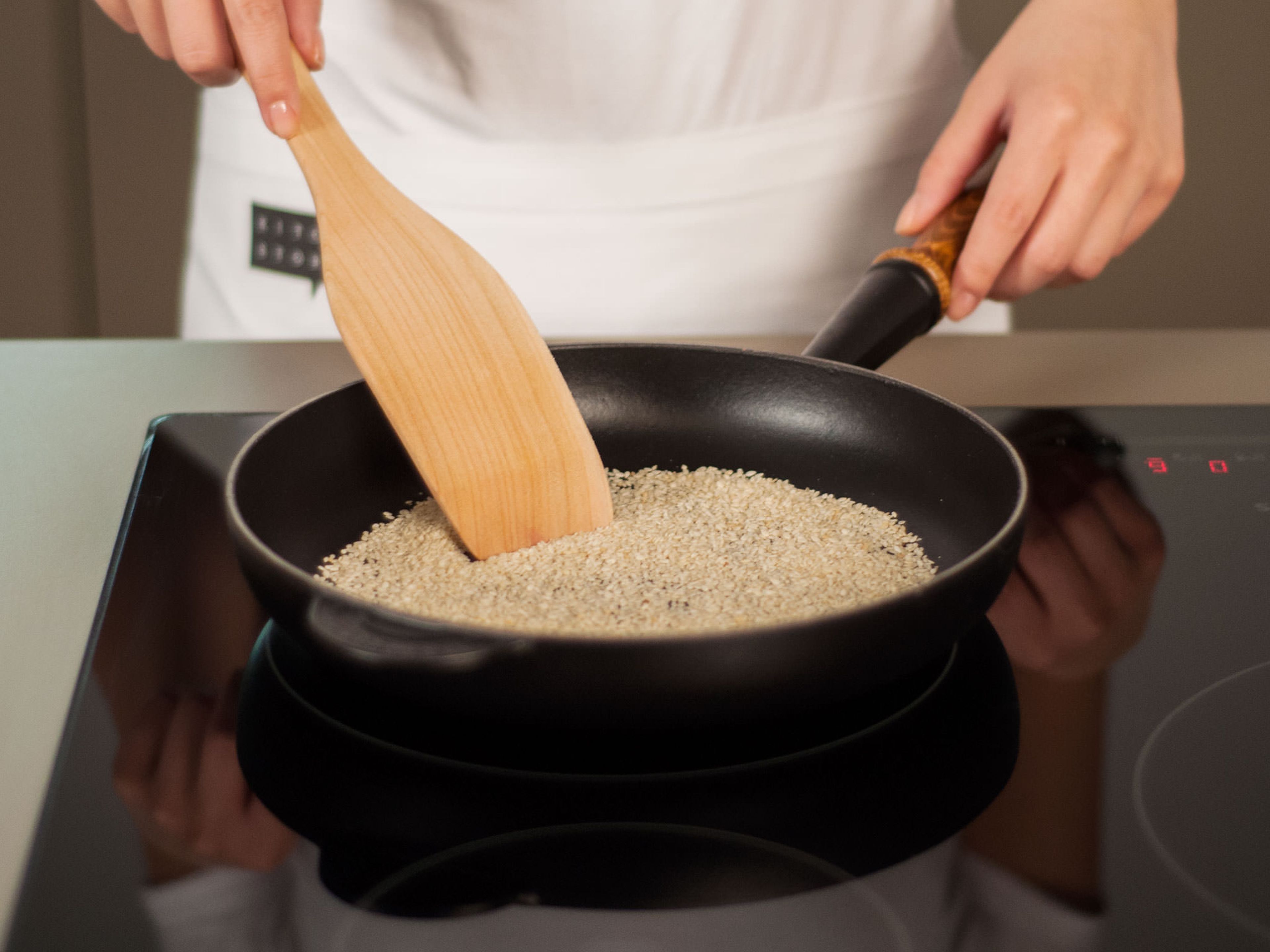Toast sesame seeds in a frying pan over low-medium heat for approx. 3 – 4 min. until fragrant and golden.
