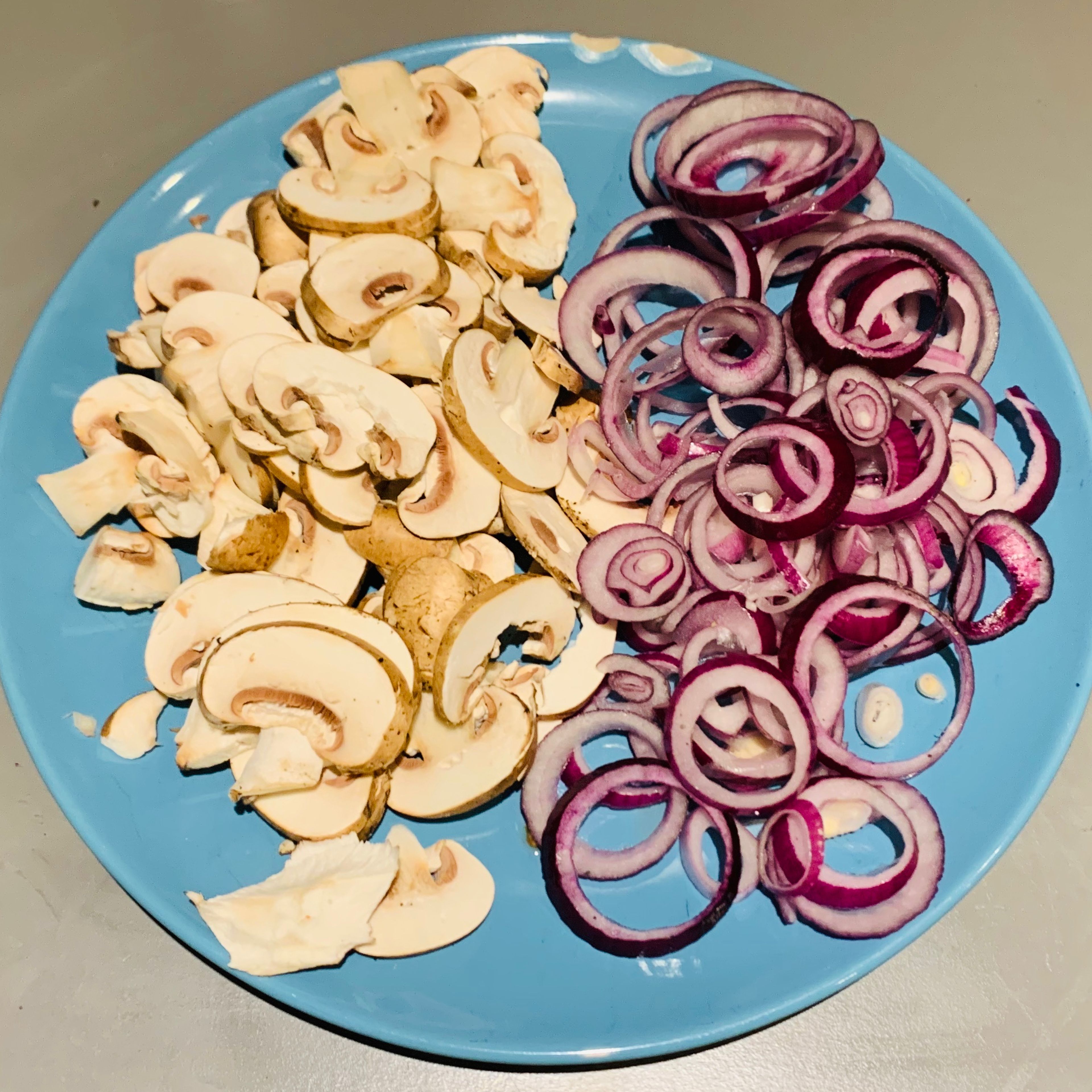 Cut the onions and mushrooms