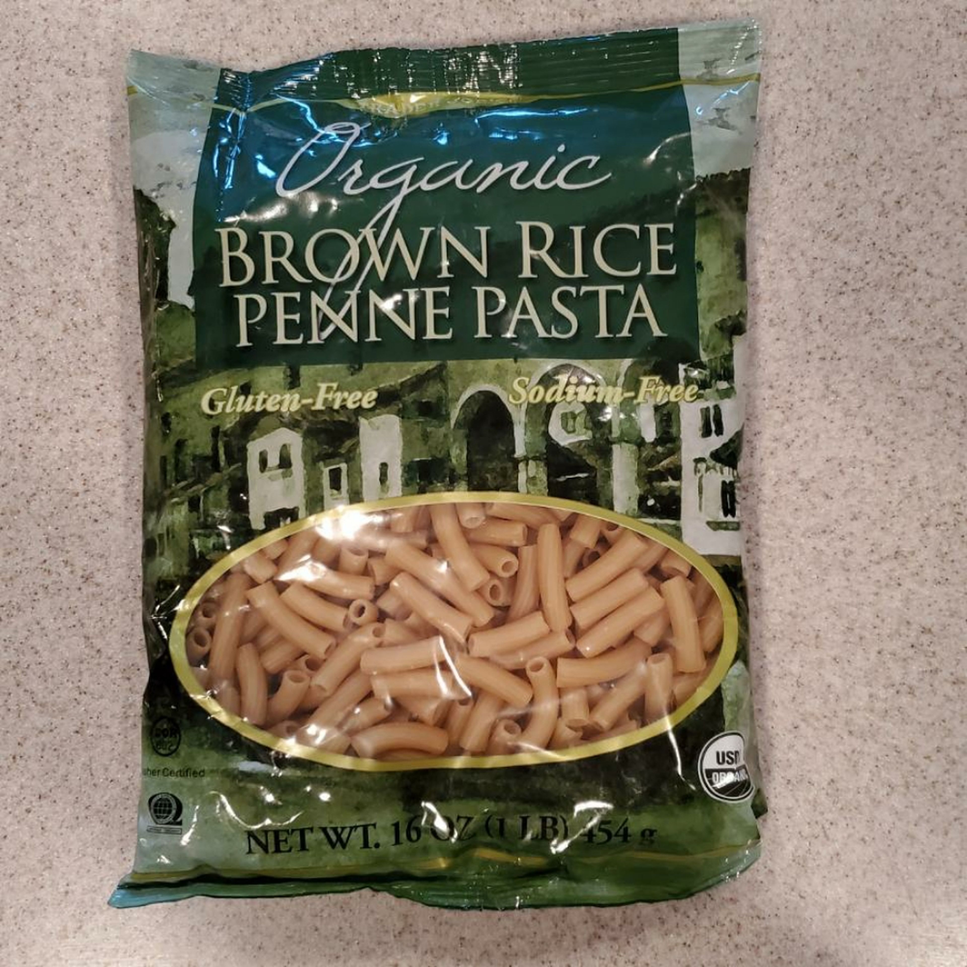 Boil water and add pasta. Cook according to packaging.
