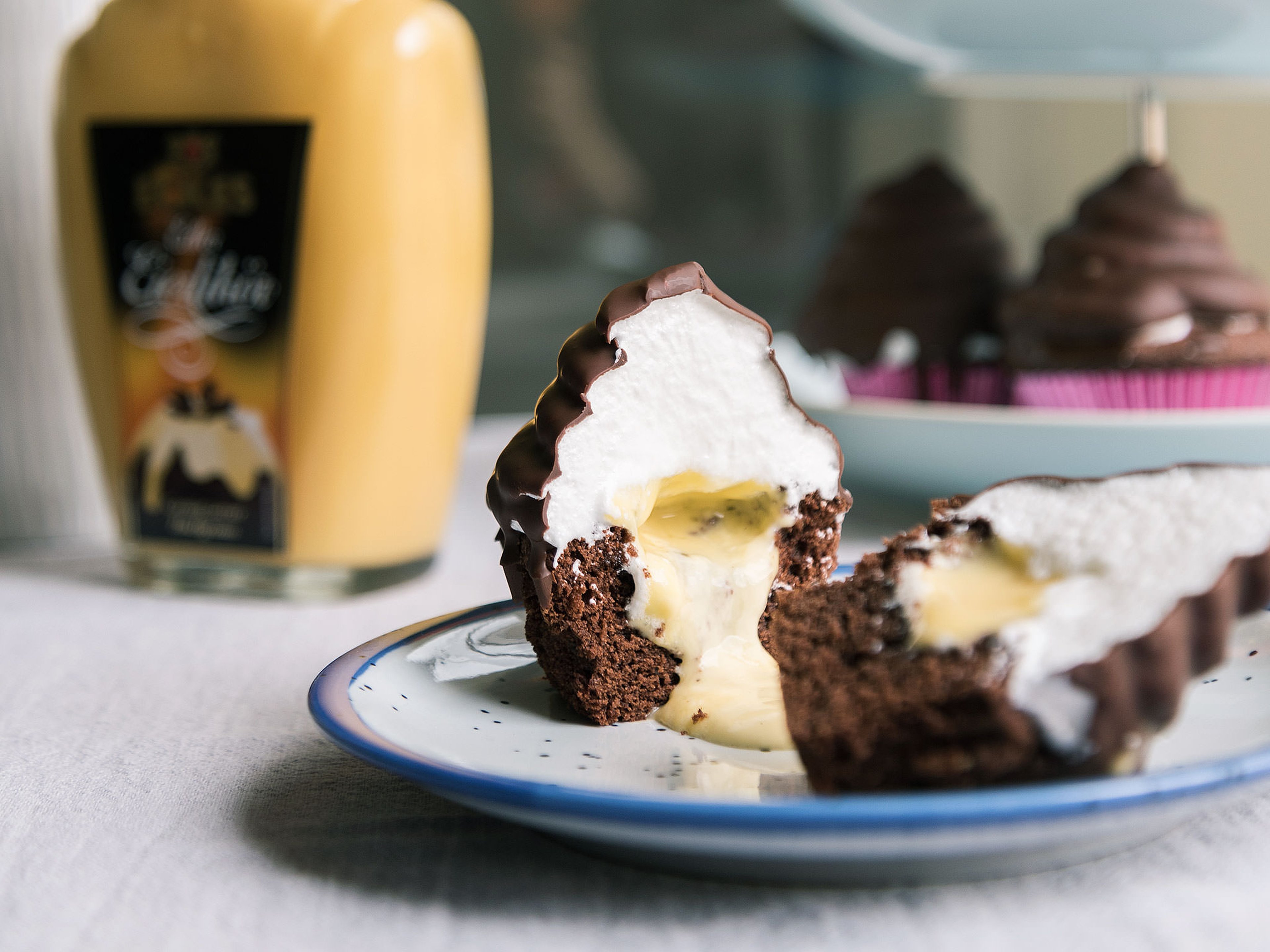 Eggnog cupcakes with marshmallow frosting