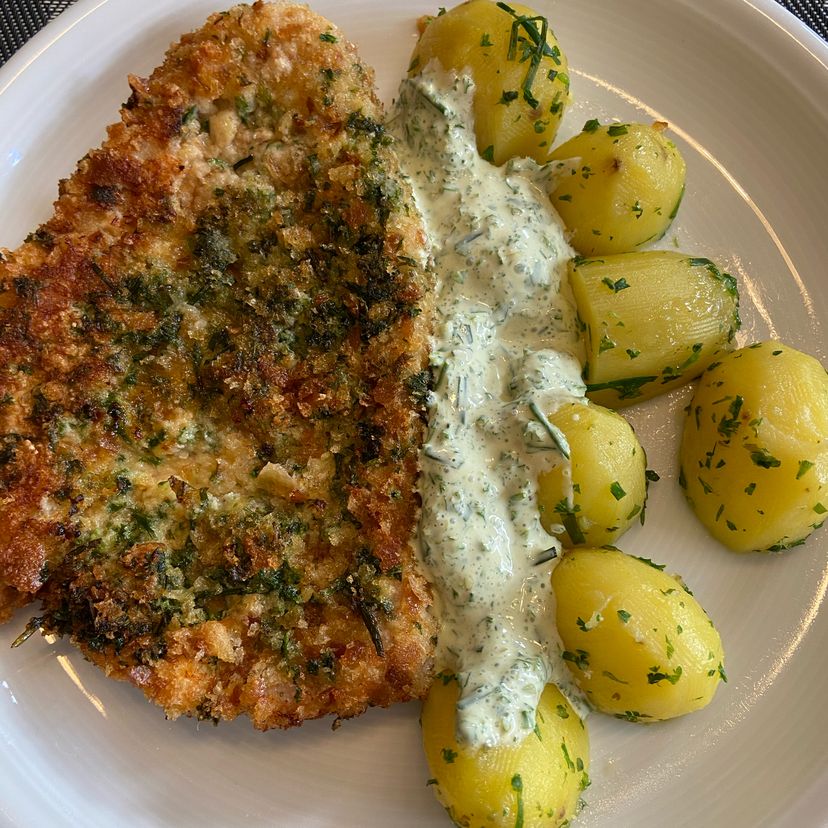 Kräuterschnitzel mit Grüner Soße aus dem Cookit