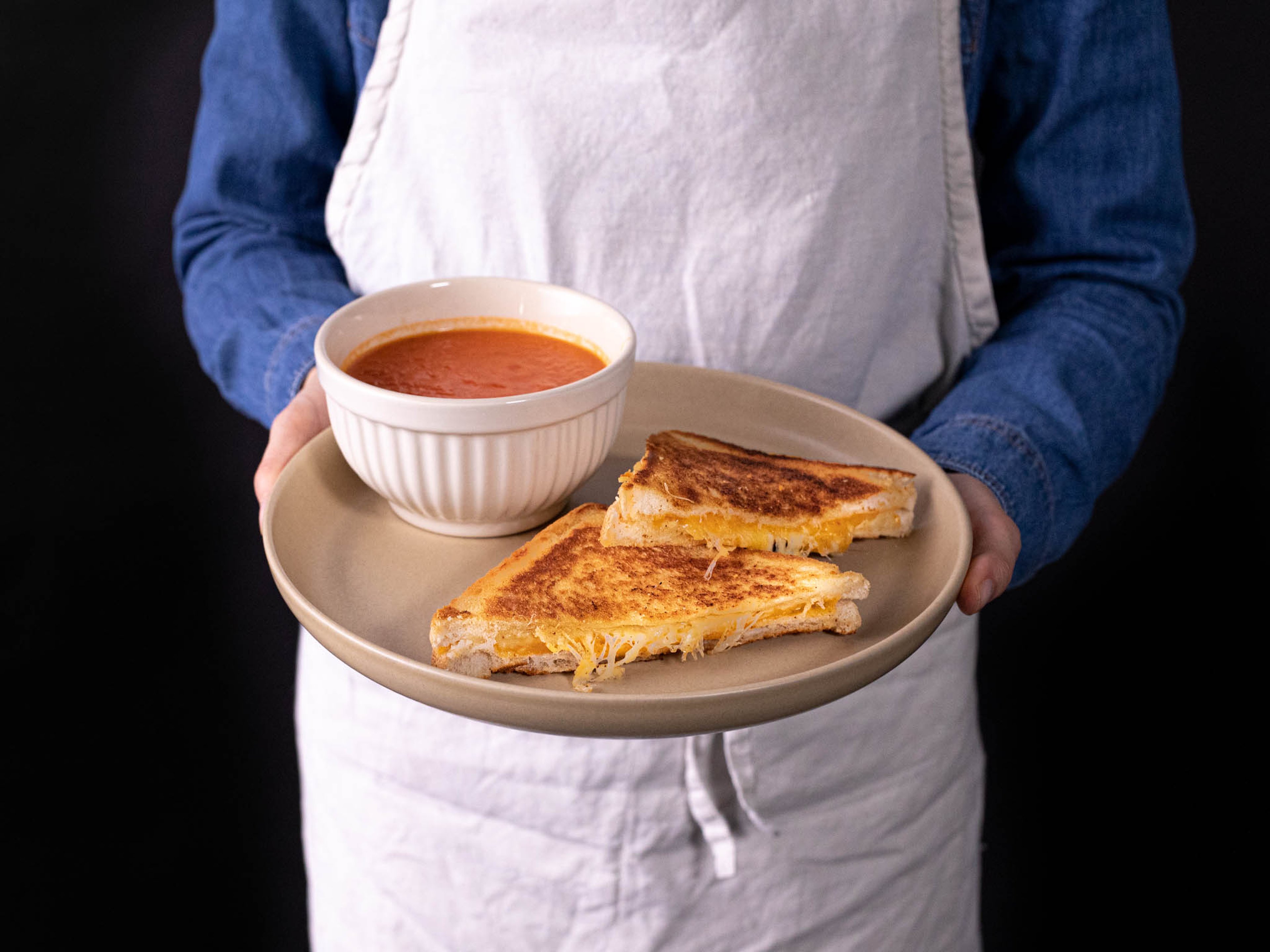 Grilled Cheese und Tomatensuppe mit 5 Zutaten