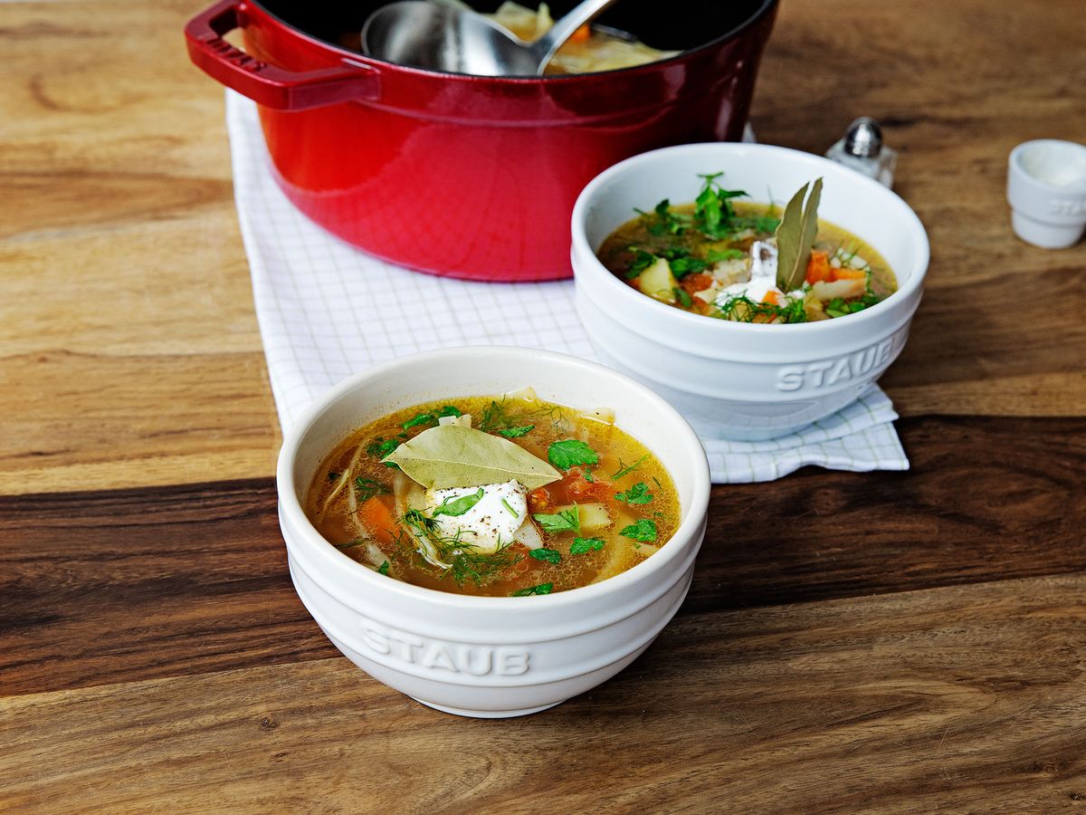 Russian cabbage soup | Recipe | Kitchen Stories