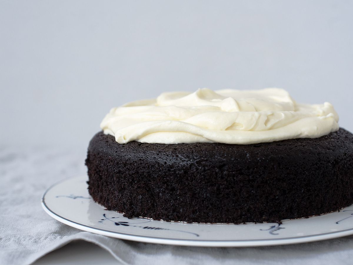 Chocolate-Guinness cake | Recipe | Kitchen Stories