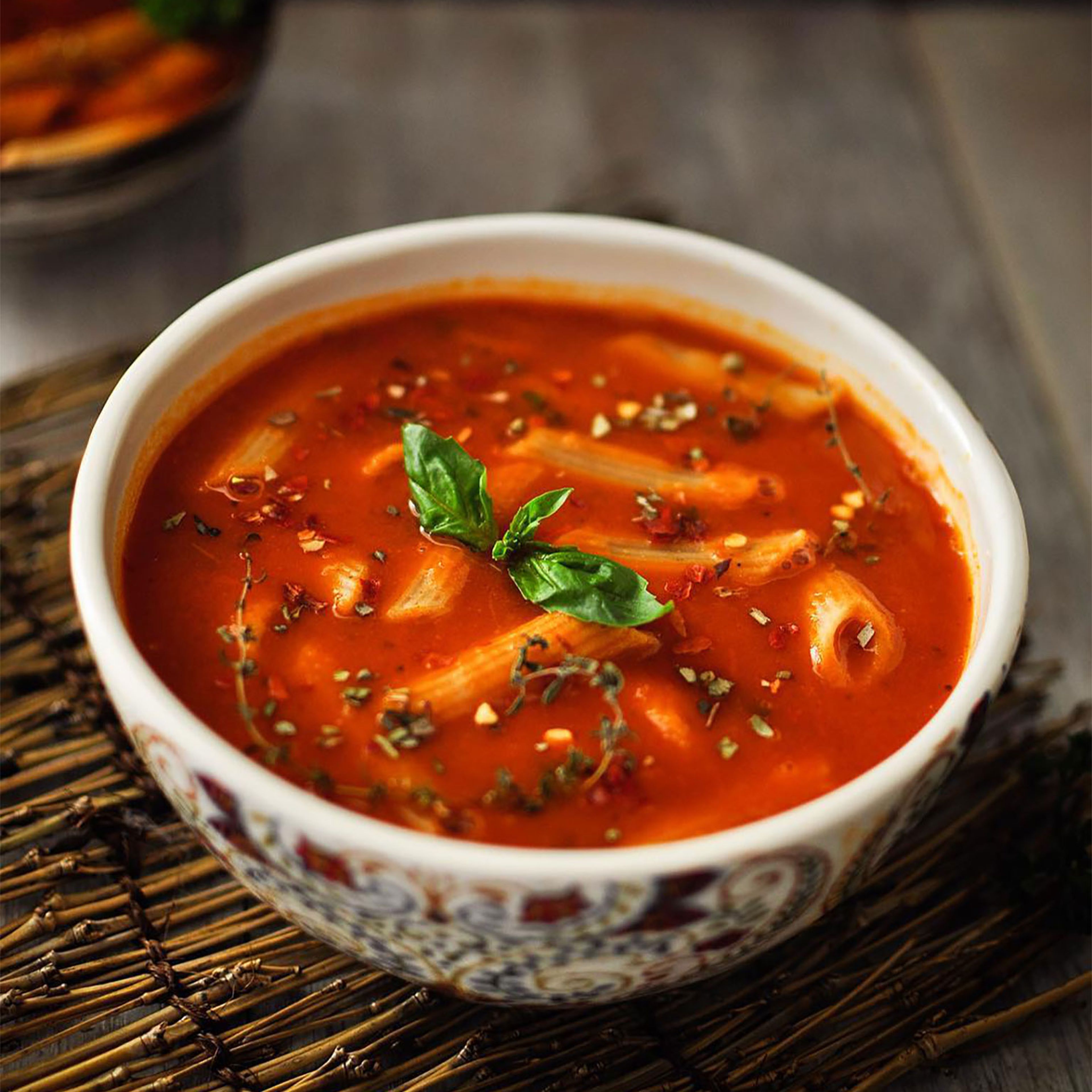 Roasted pepper and tomato pasta soup