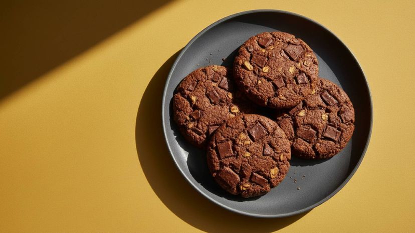Schokoladen-Erdnussbutter-Cookies für den perfekten Start in den Tag