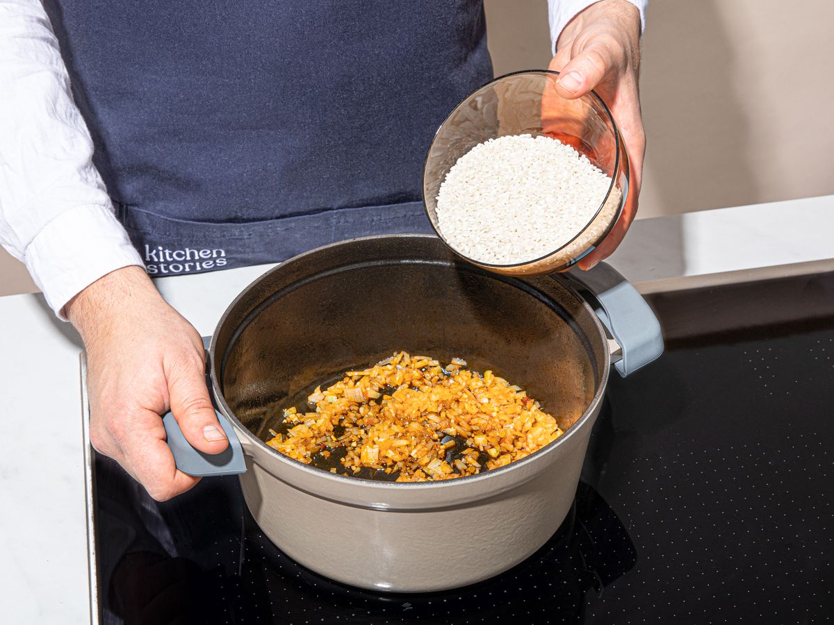 Chorizo-Hähnchen-Paella | Rezept | Kitchen Stories