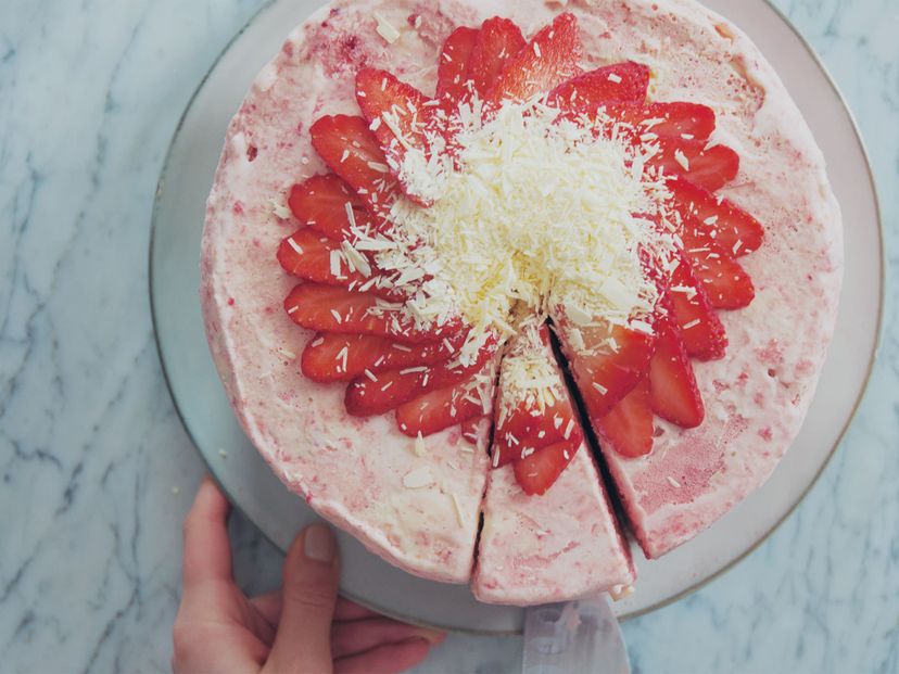 Erdbeer-Eiscreme-Torte