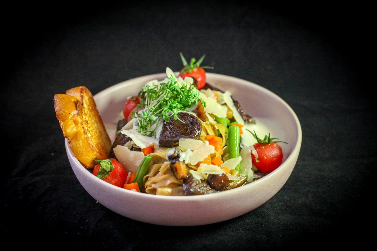 Pasta mit Hirsch Ragout | Rezept | Kitchen Stories