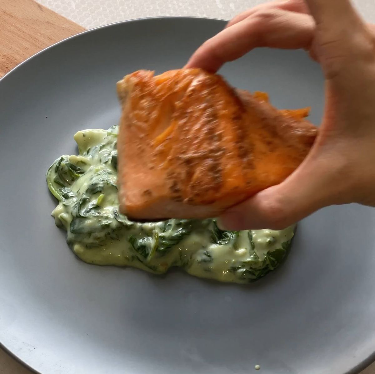 Salmon with creamy spinach | Recipe | Kitchen Stories
