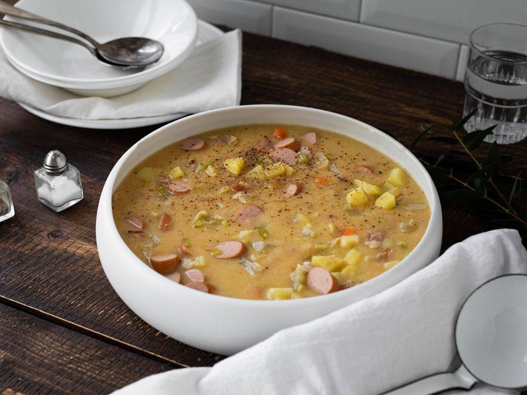Classic German potato soup (Oma’s Kartoffelsuppe)