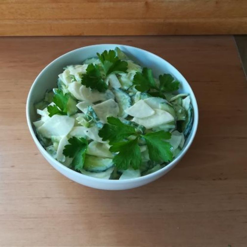 Gurkensalat mit Mairübchen