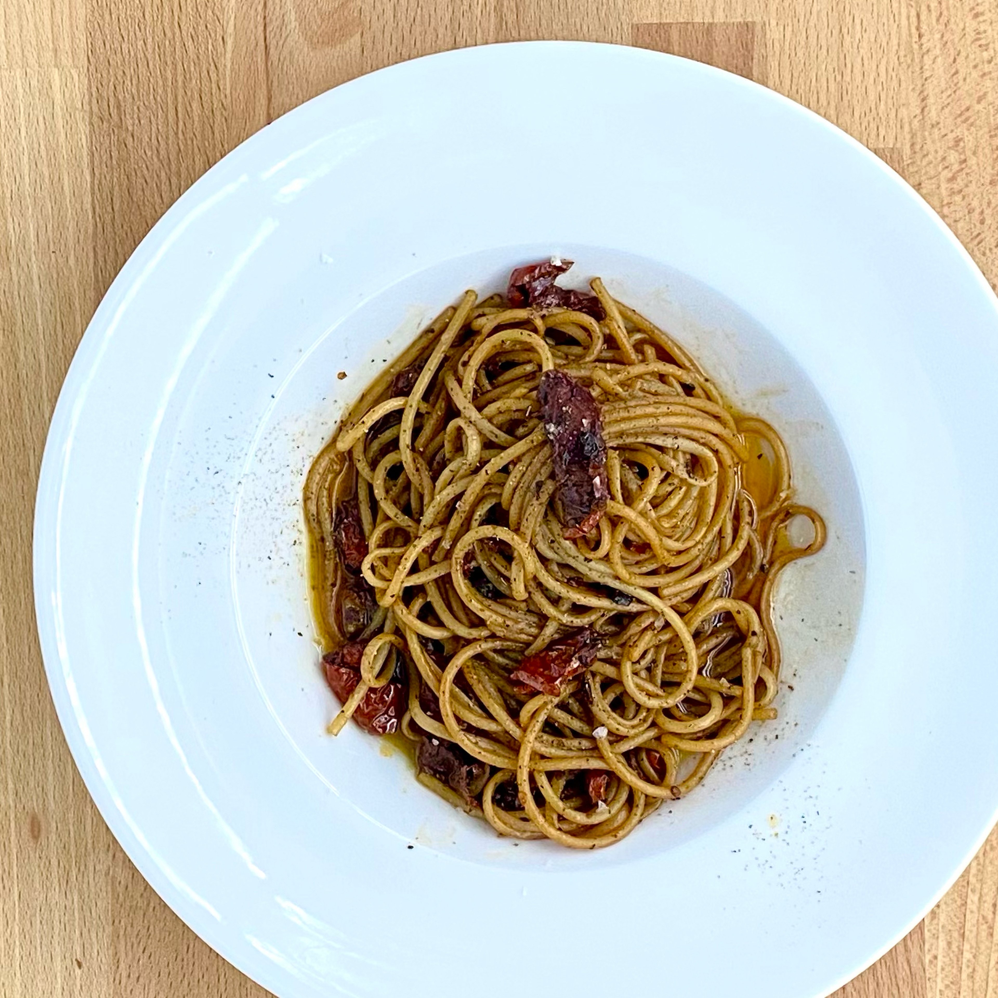 AGLIO E OLIO - Hipster Edition (with black garlic)