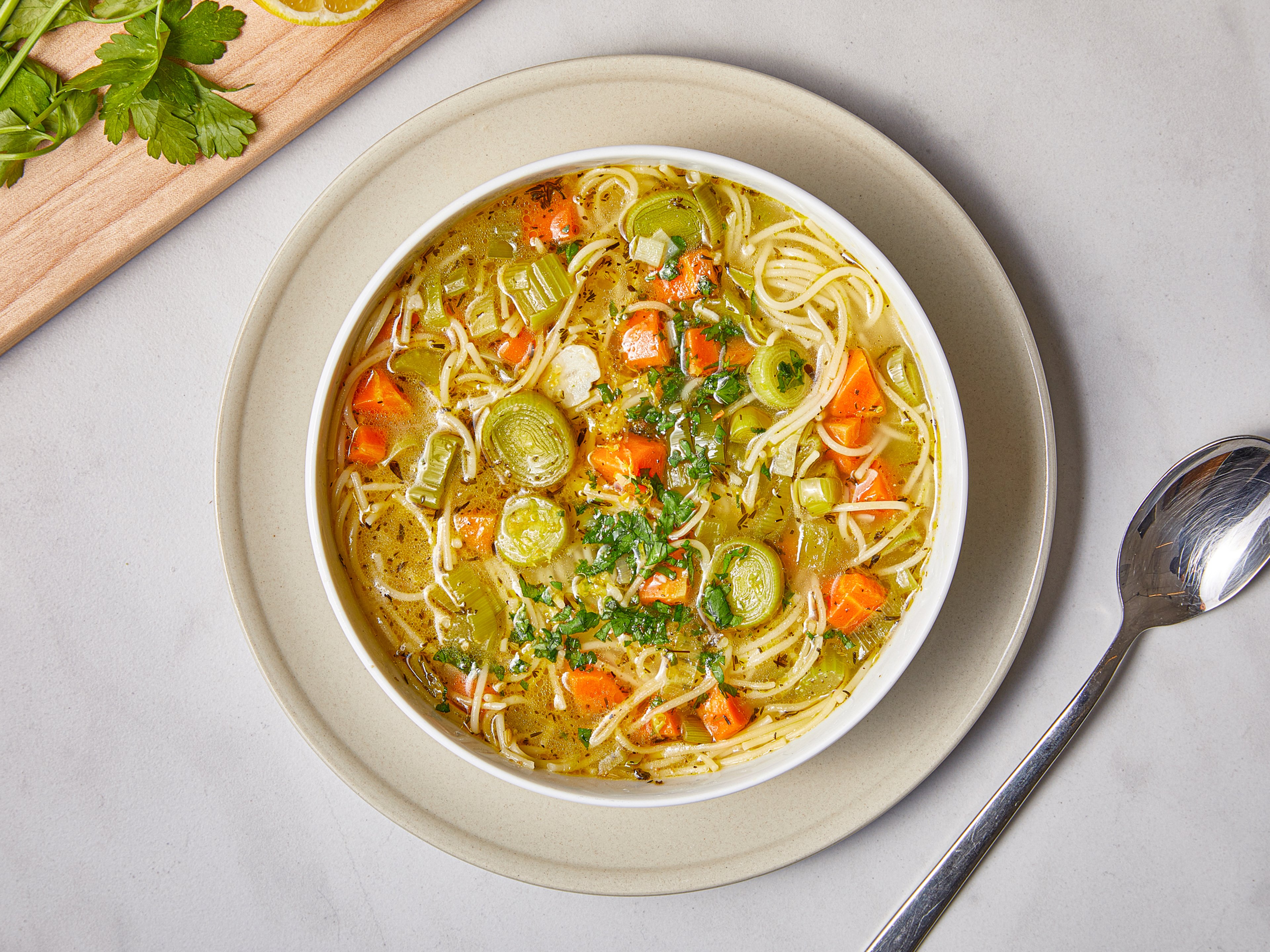 Easy vegetable noodle soup