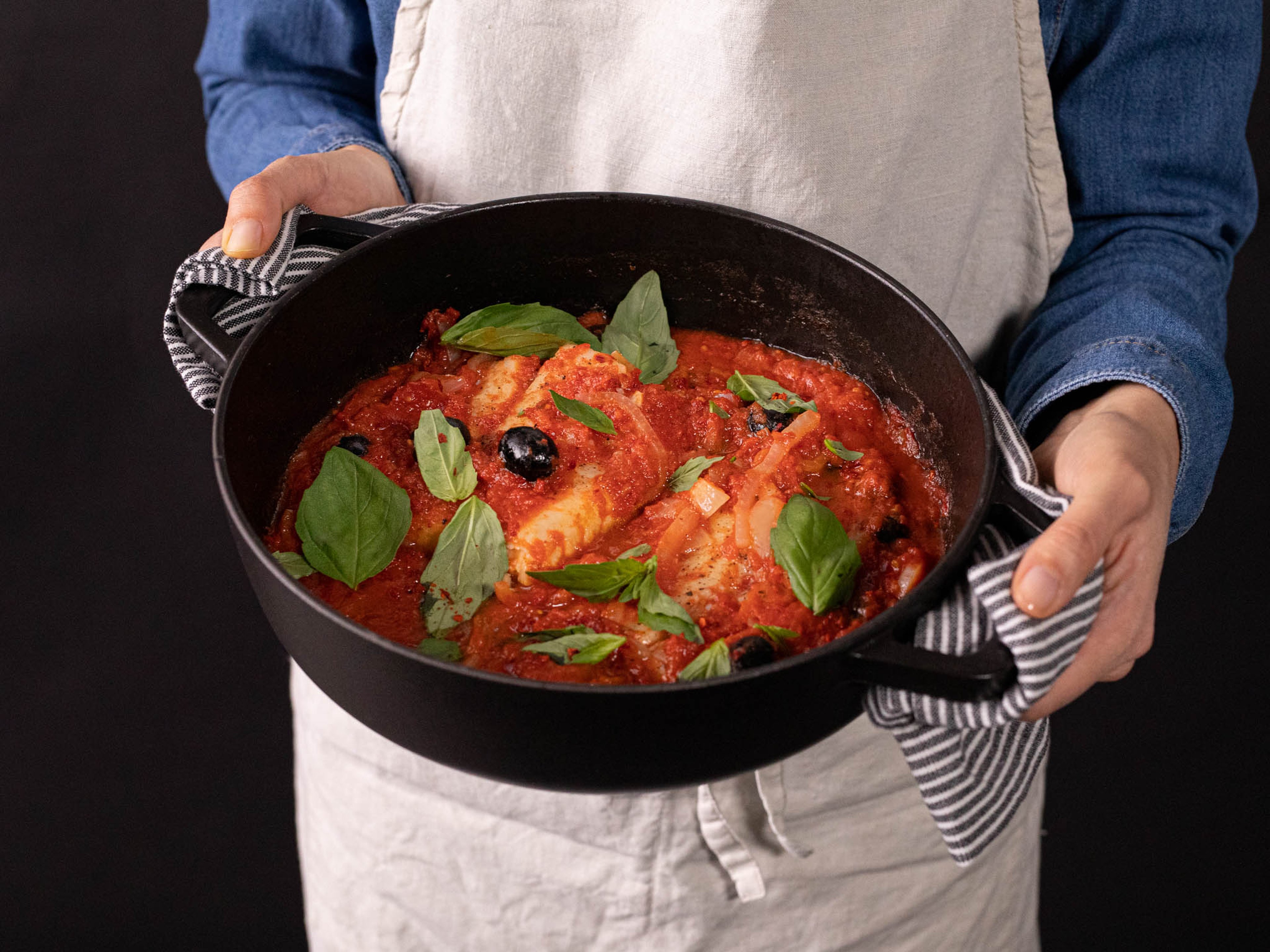 Geschmorter Kabeljau in Tomatensoße mit 5 Zutaten