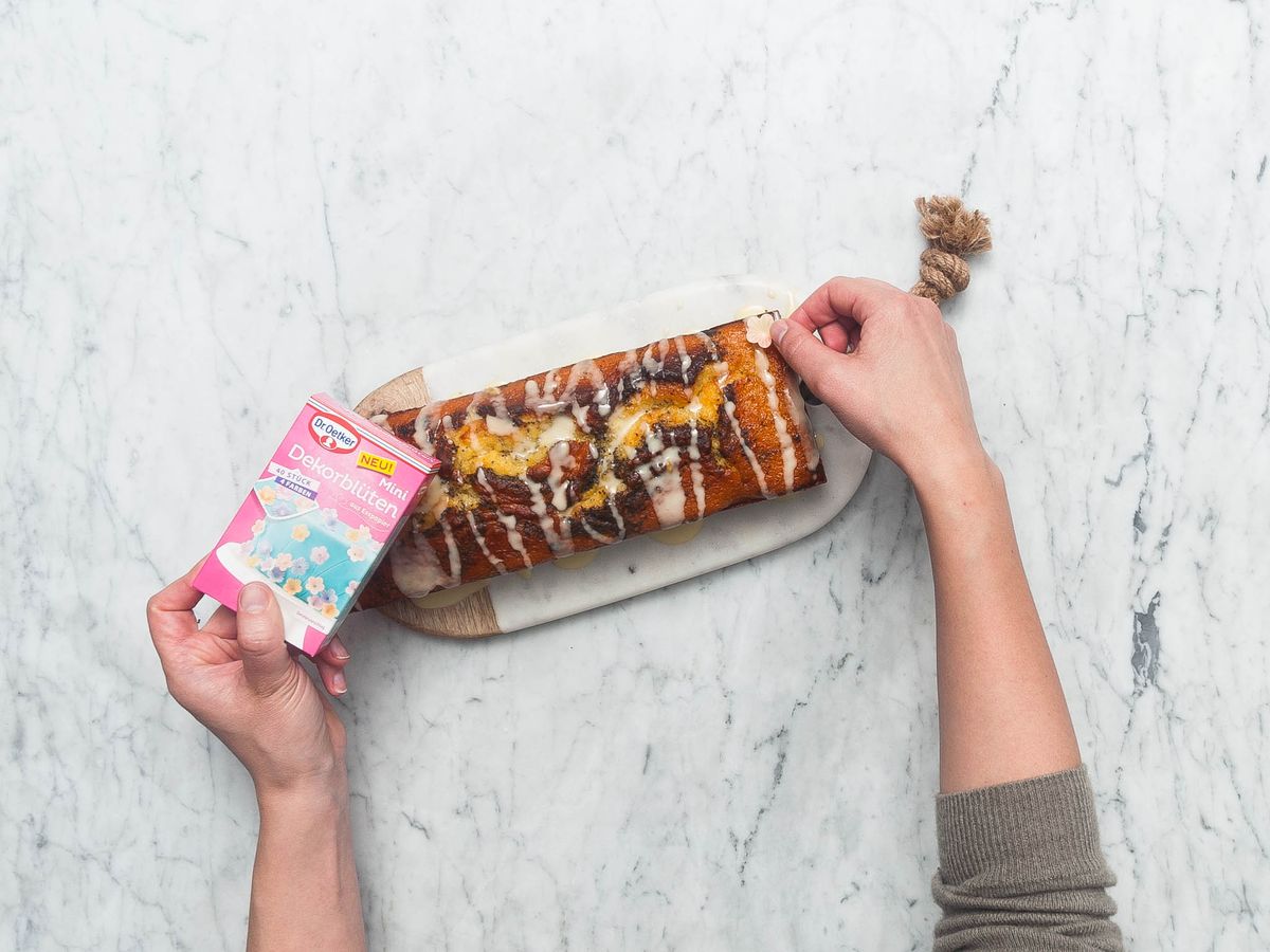 Poppy seed marble cake Recipe Kitchen Stories